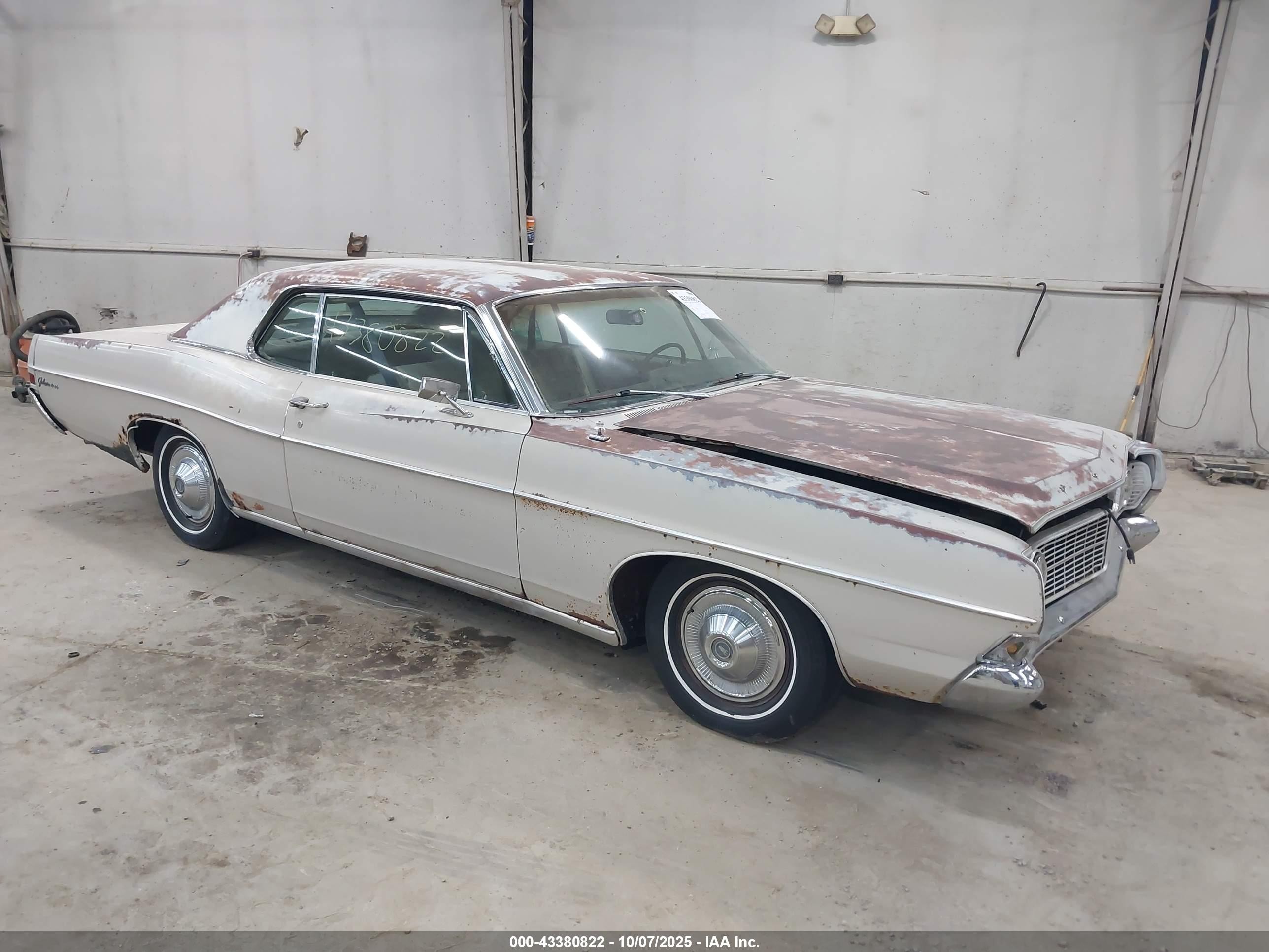 1968 Ford Galaxie 500   Cream vin: 8N58F125489      