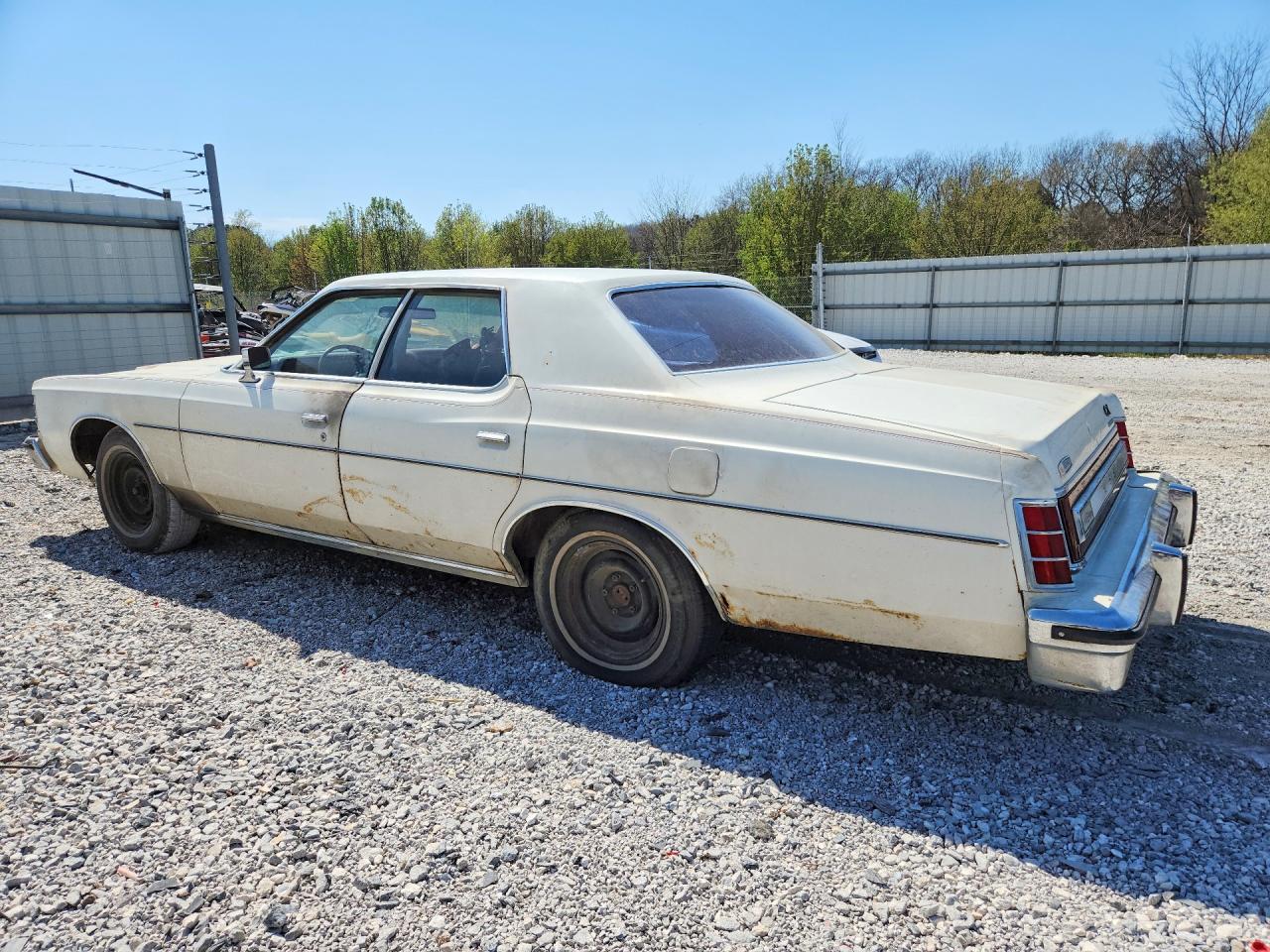 1978 Ford Ltd Бежевый vin: 8P63S105840