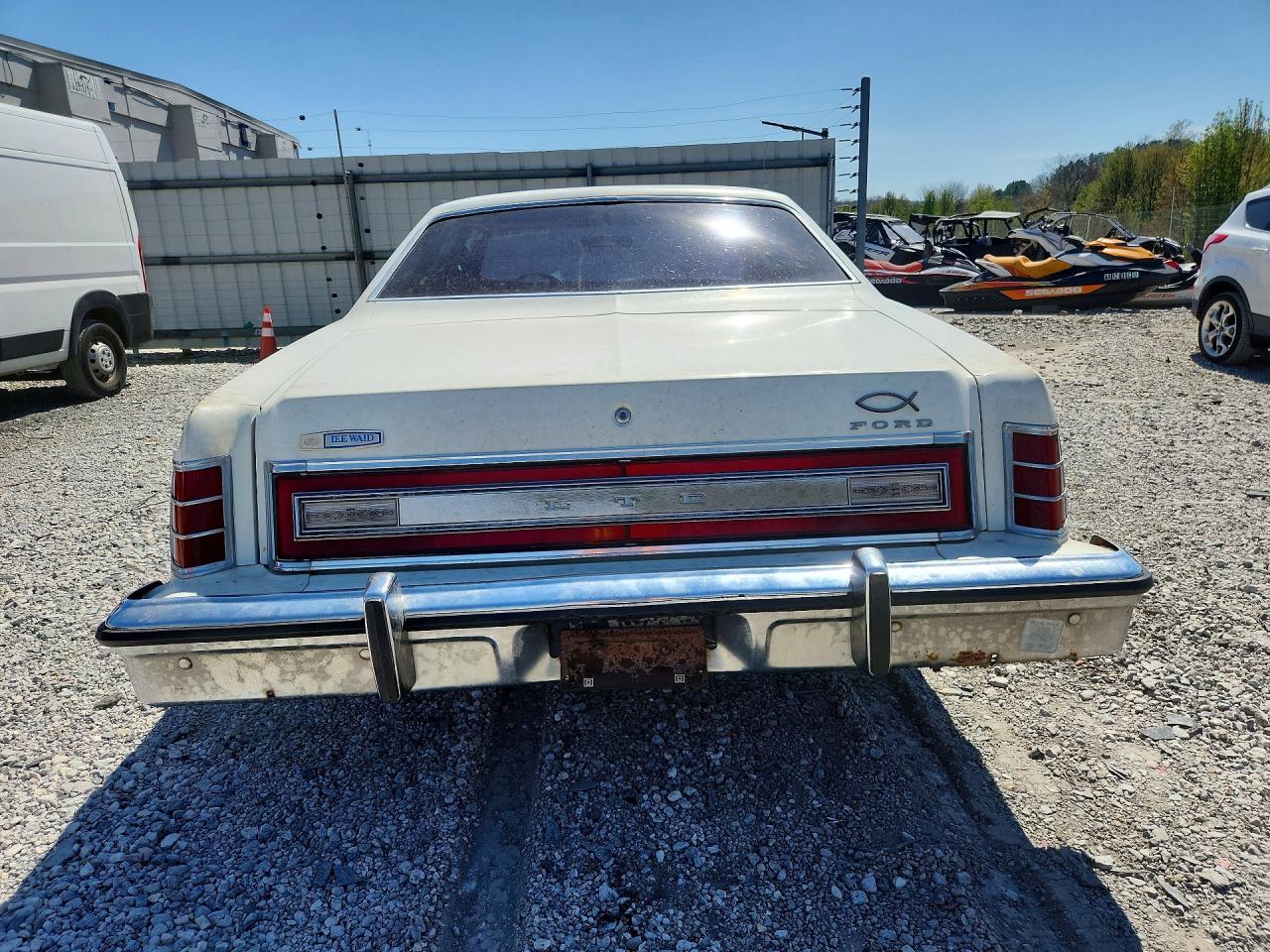 1978 Ford Ltd Бежевый vin: 8P63S105840