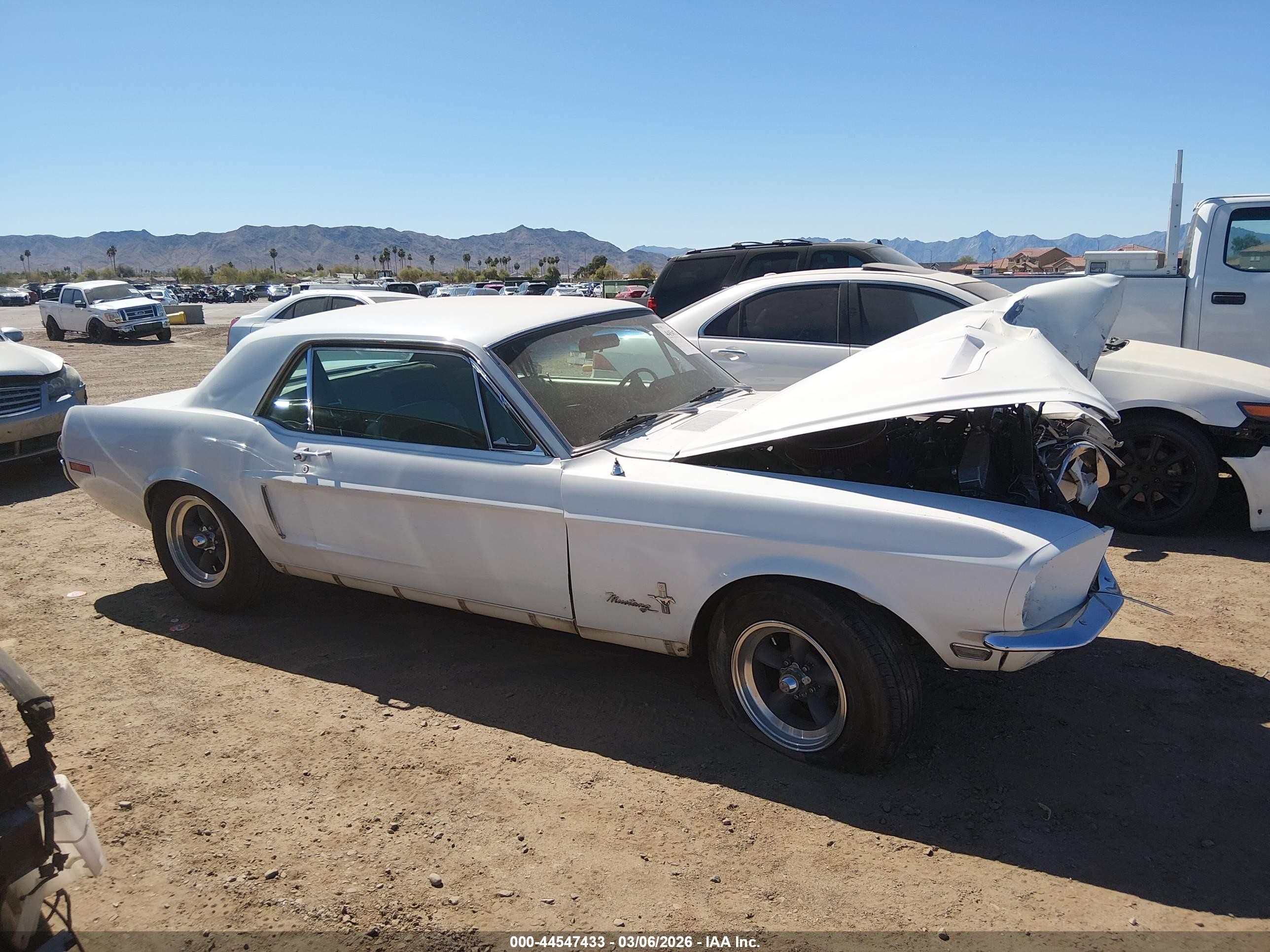 1968 Ford Mustang   Белый vin: 8R01C119376      