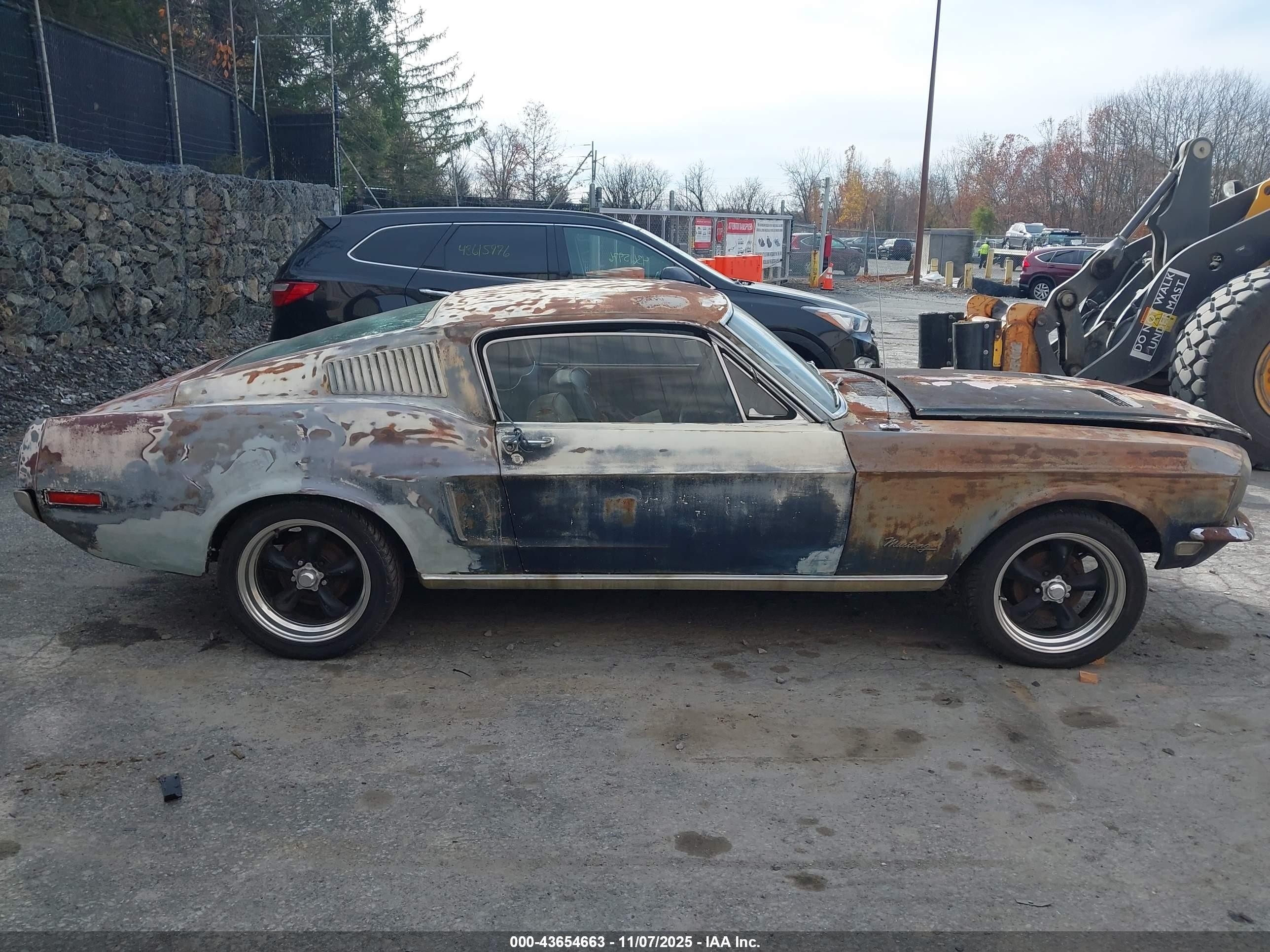 1968 Ford Mustang   Синий vin: 8T02C159198      