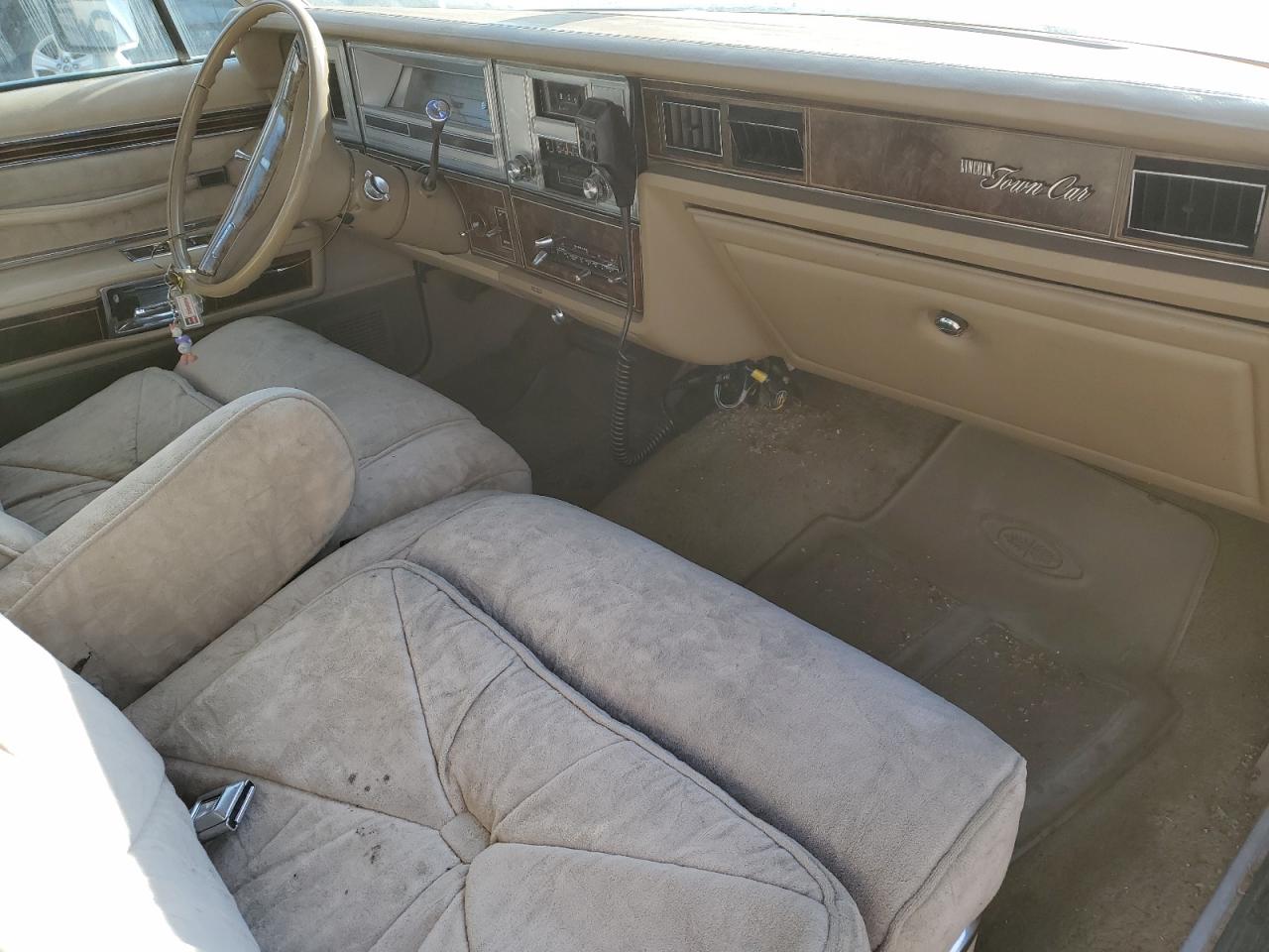 1978 Lincoln Continentl Brown vin: 8Y82A800260