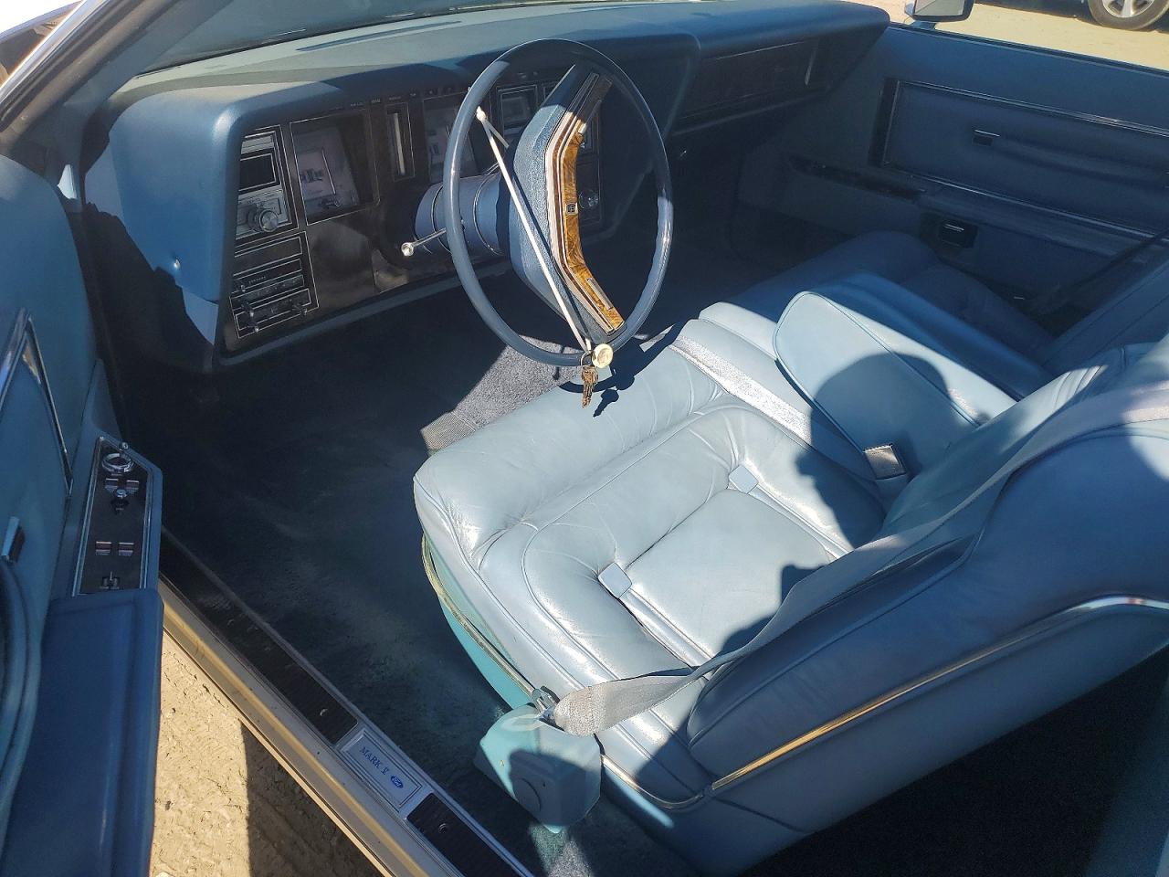 1978 Lincoln Continental Two Tone vin: 8Y89S909460