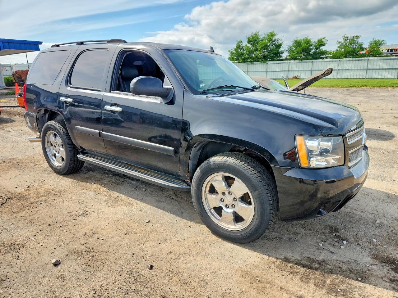 2007 Chevrolet Tahoe K1500 Black vin: 1GNFK13087J205518