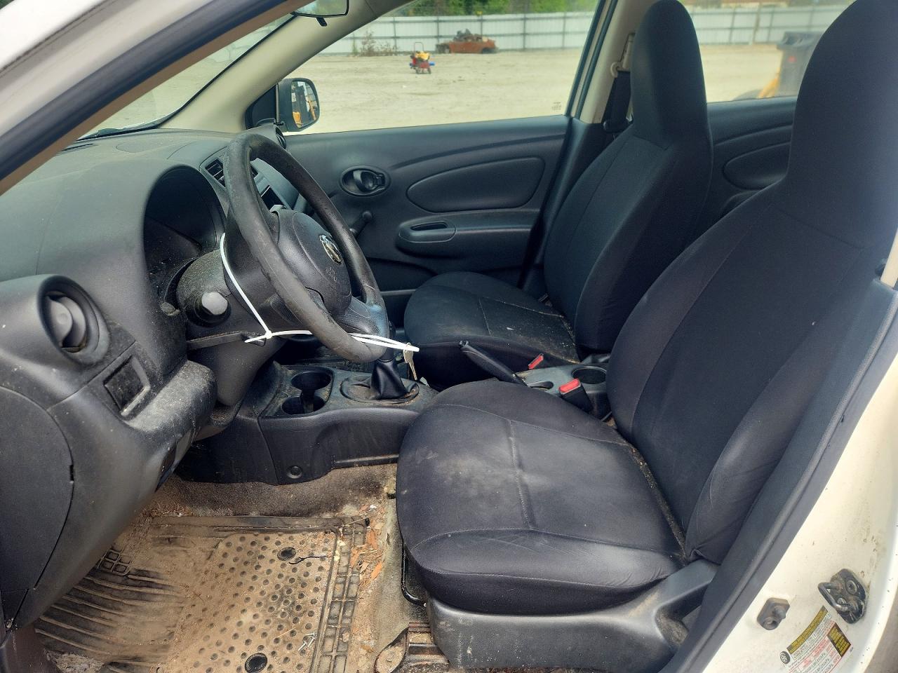 2014 Nissan Versa 1.6 S White vin: 3N1CN7AP6EL806294