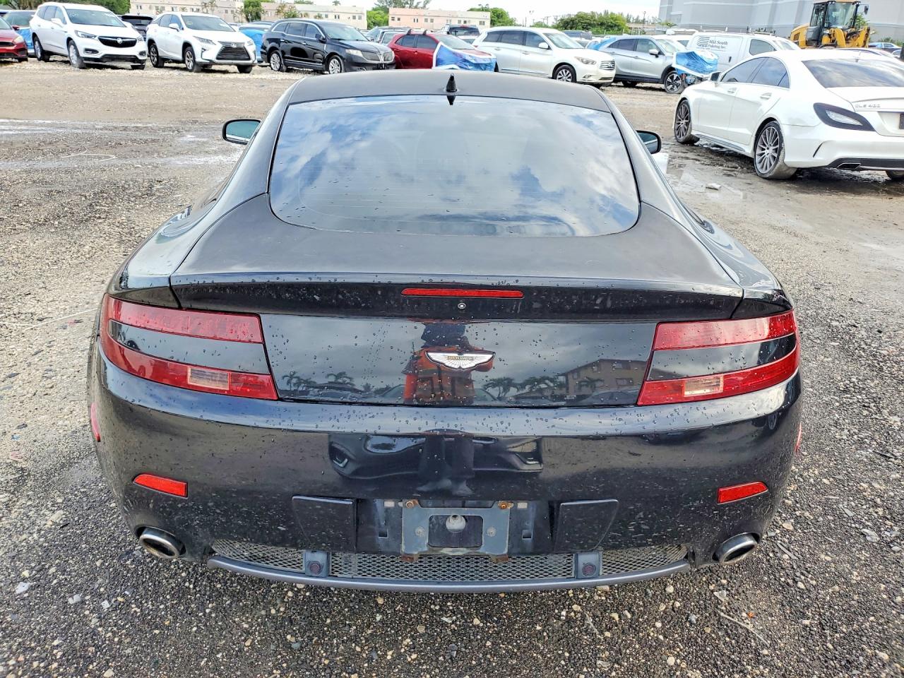 2007 Aston Martin V8 Vantage Черный vin: SCFBB03B97GC03717