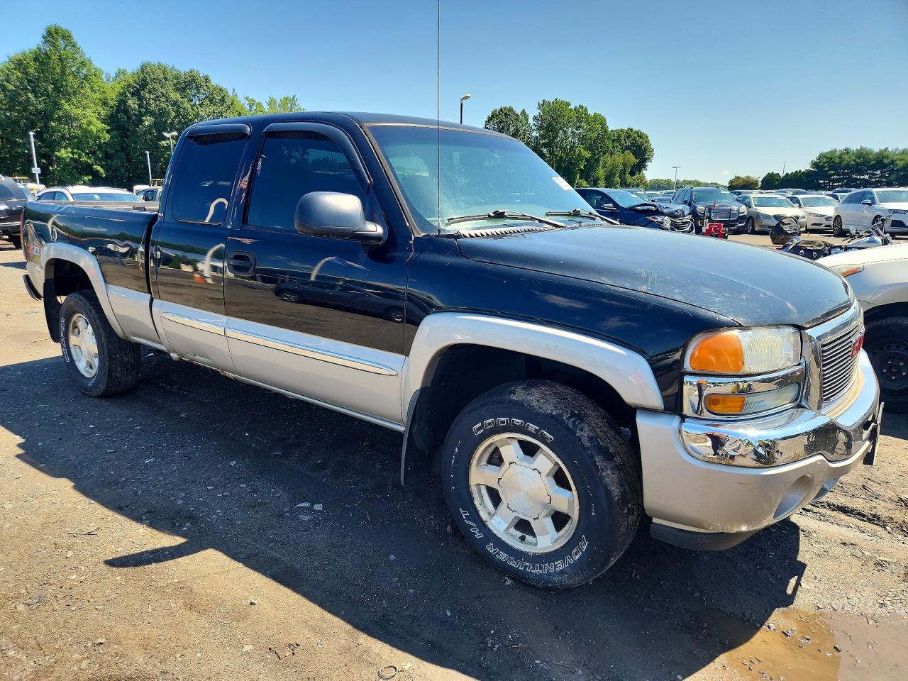 2005 Gmc New Sierra K1500 Black vin: 1GTEK19BX5Z236121