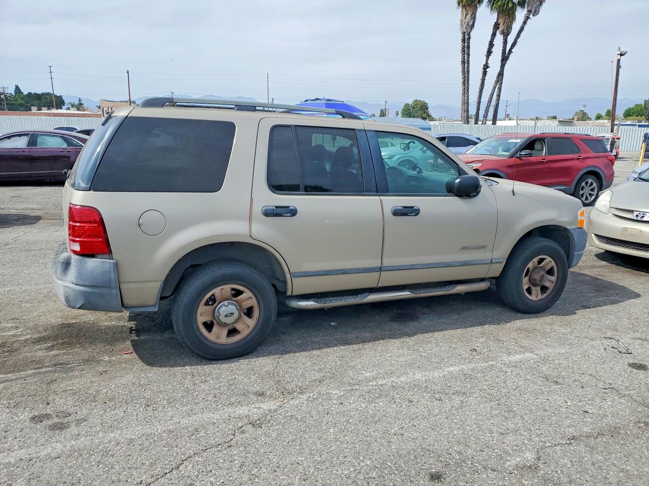 2004 Ford Explorer Xls Gold vin: 1FMZU62E34ZB43352