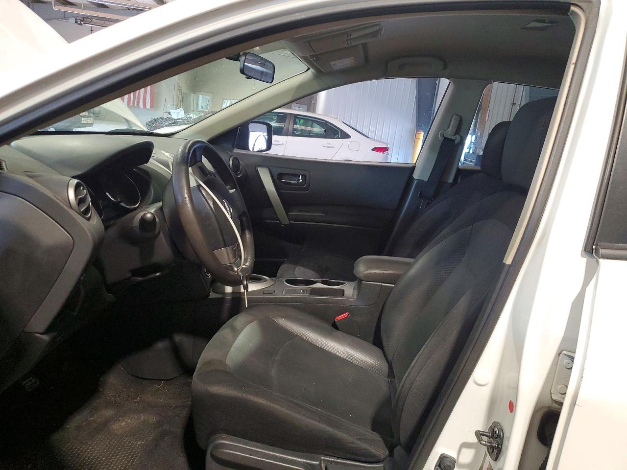 2013 Nissan Rogue S White vin: JN8AS5MV4DW654704