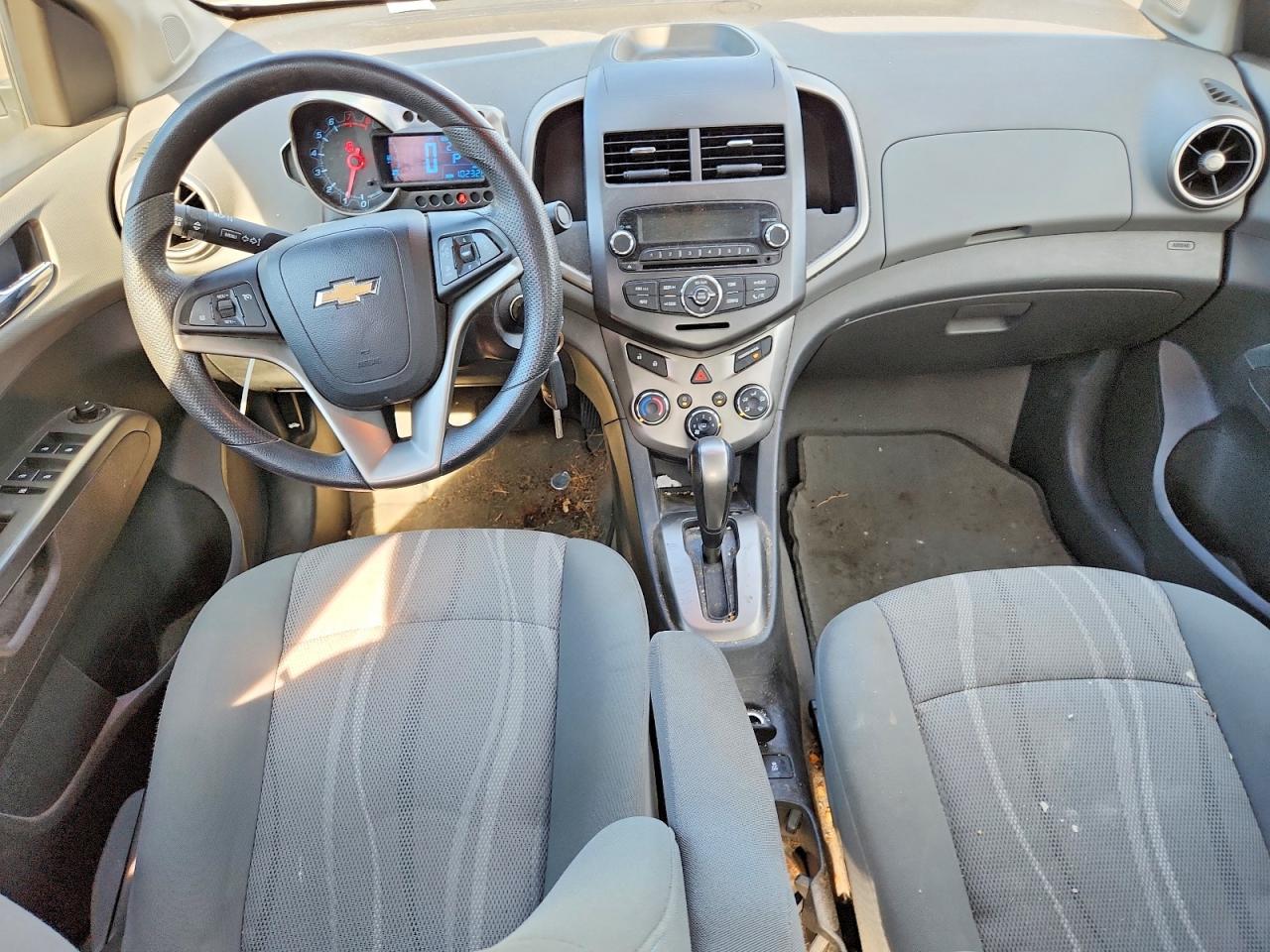 2012 Chevrolet Sonic Lt White vin: 1G1JC5SH7C4105068
