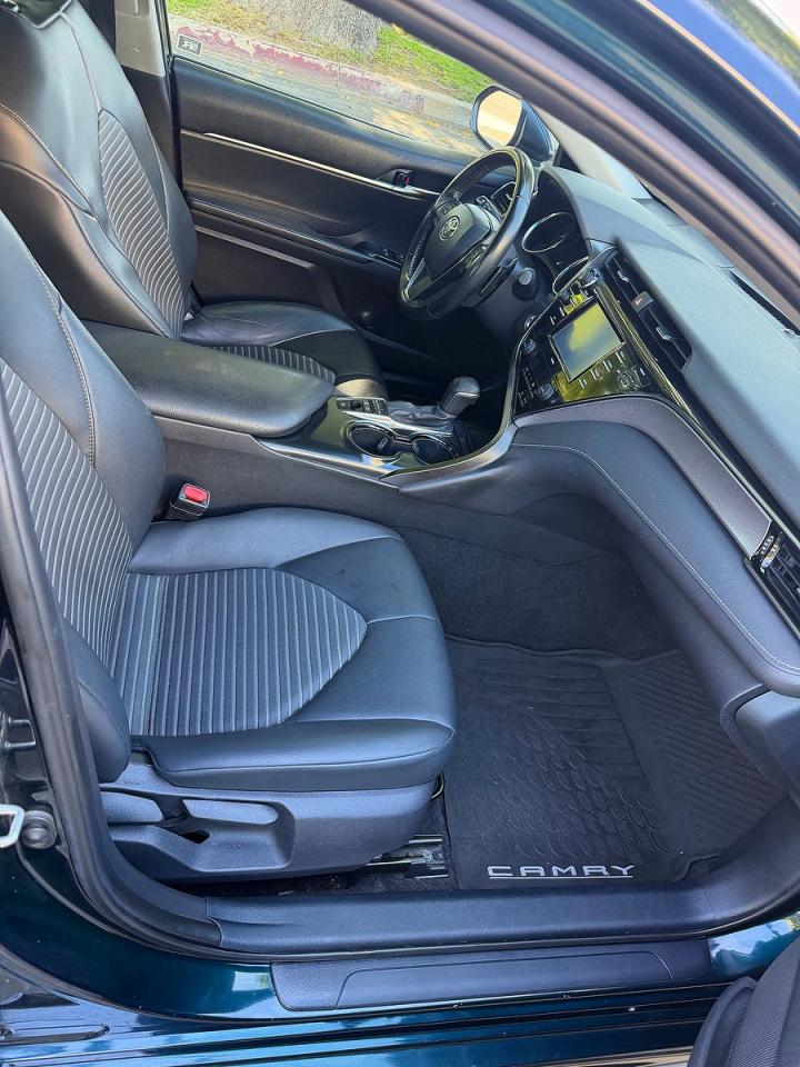 2020 Toyota Camry Hybrid Se Blue vin: 4T1G31AK3LU016262