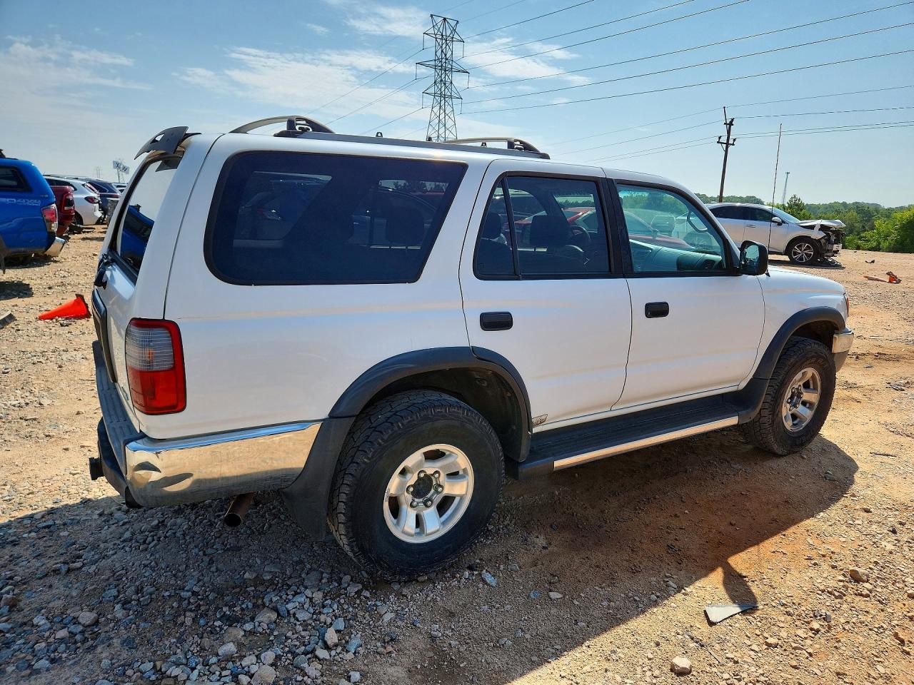 2000 Toyota 4runner Base White vin: JT3GM84RXY0065657