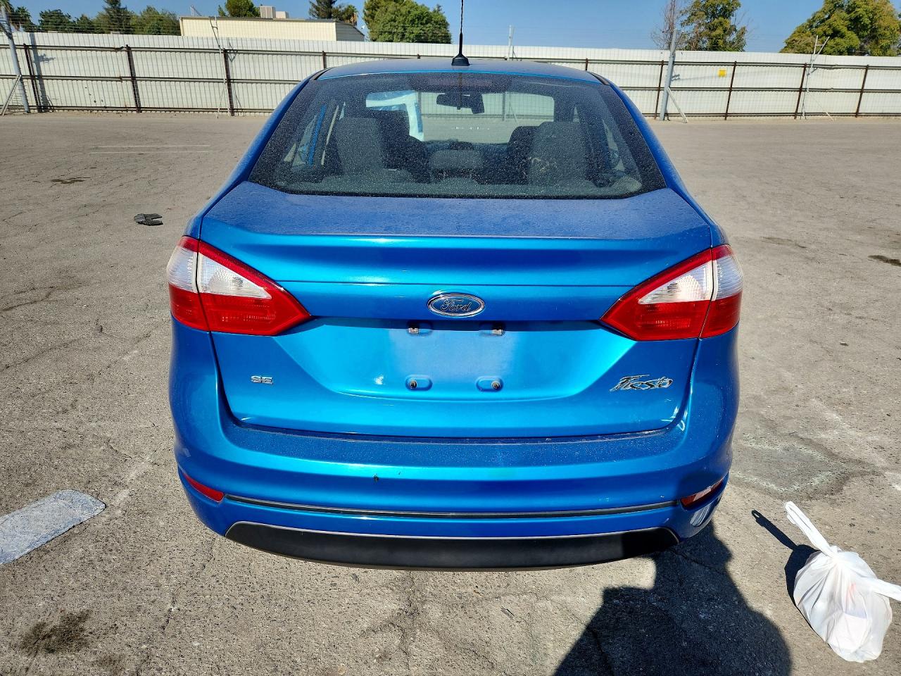 2014 Ford Fiesta Se Синий vin: 3FADP4BJ9EM111053