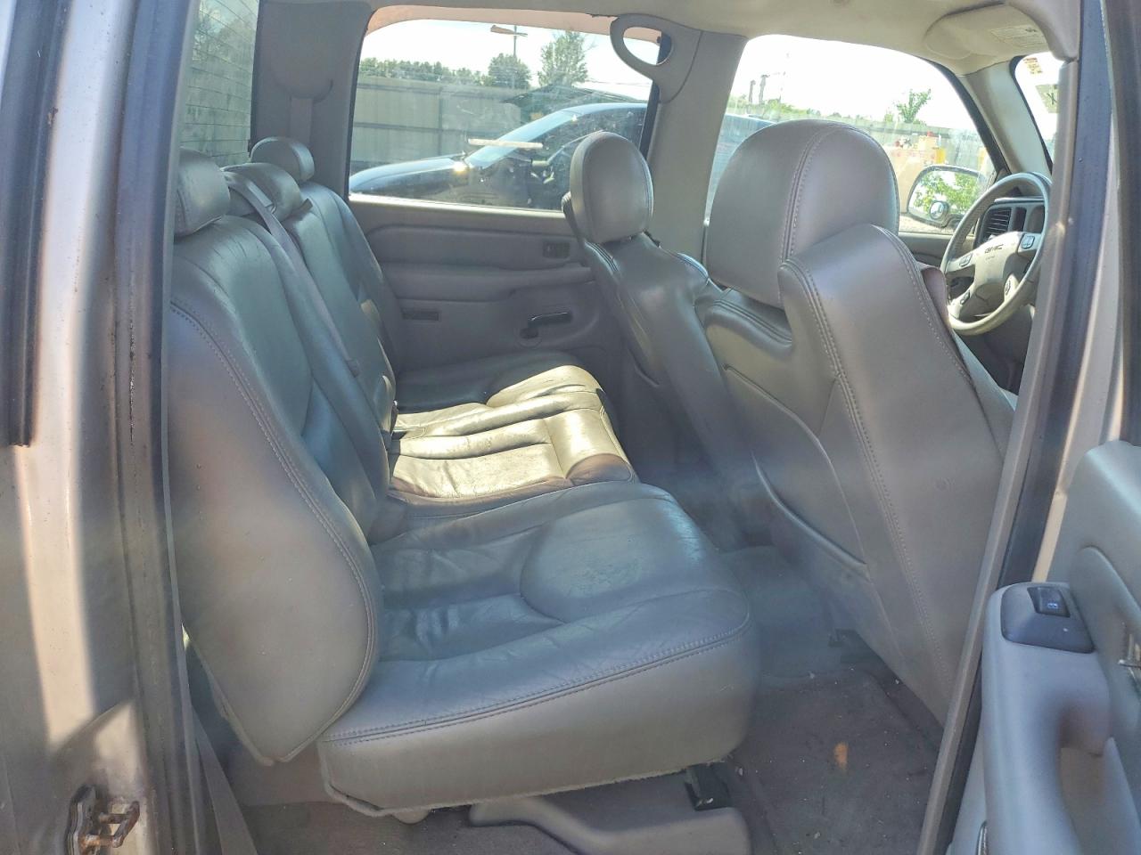 2005 Gmc Sierra K1500 Denali Silver vin: 2GTEK63N151213724