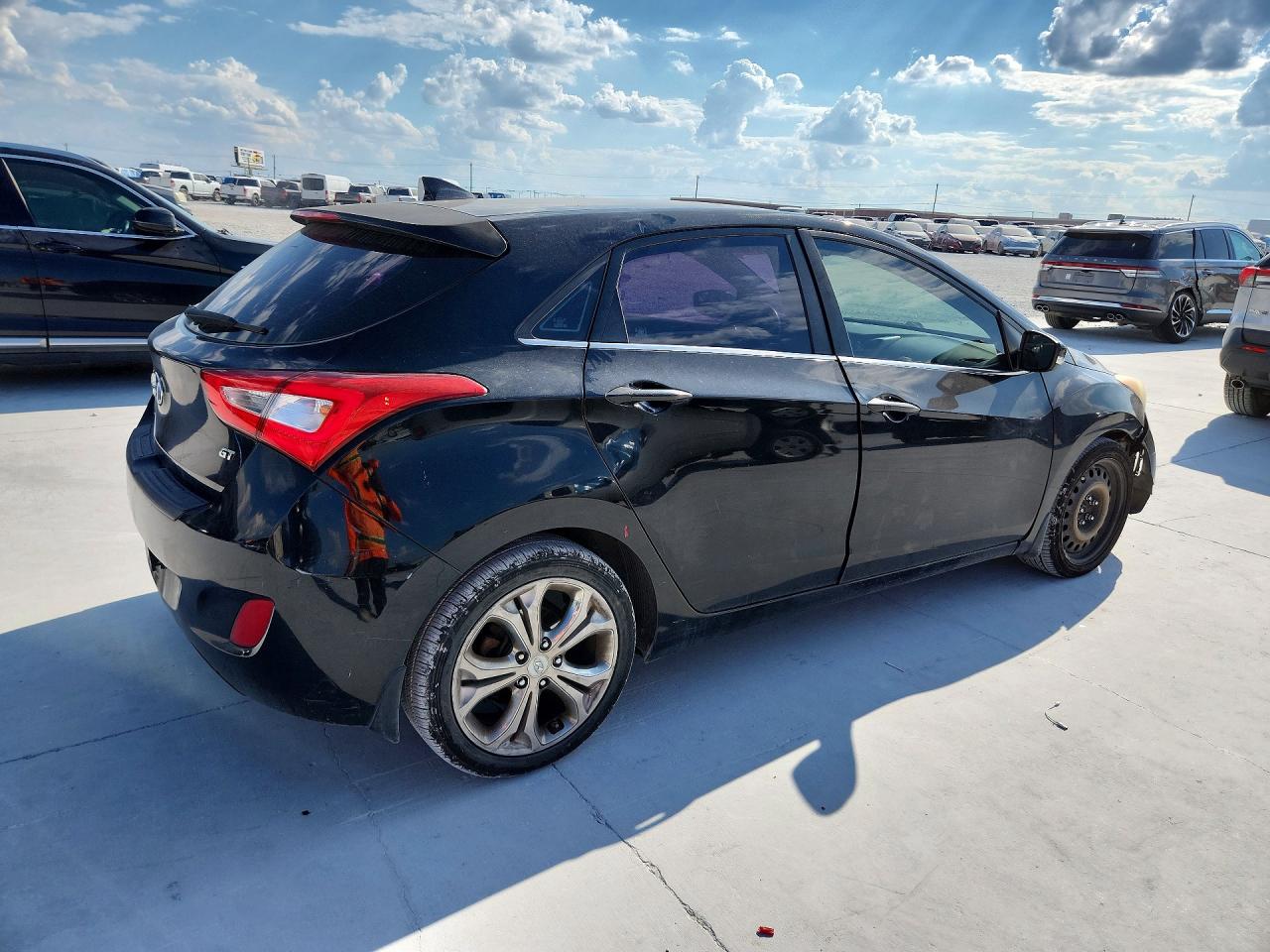 2014 Hyundai Elantra Gt Base Black vin: KMHD35LH1EU230228