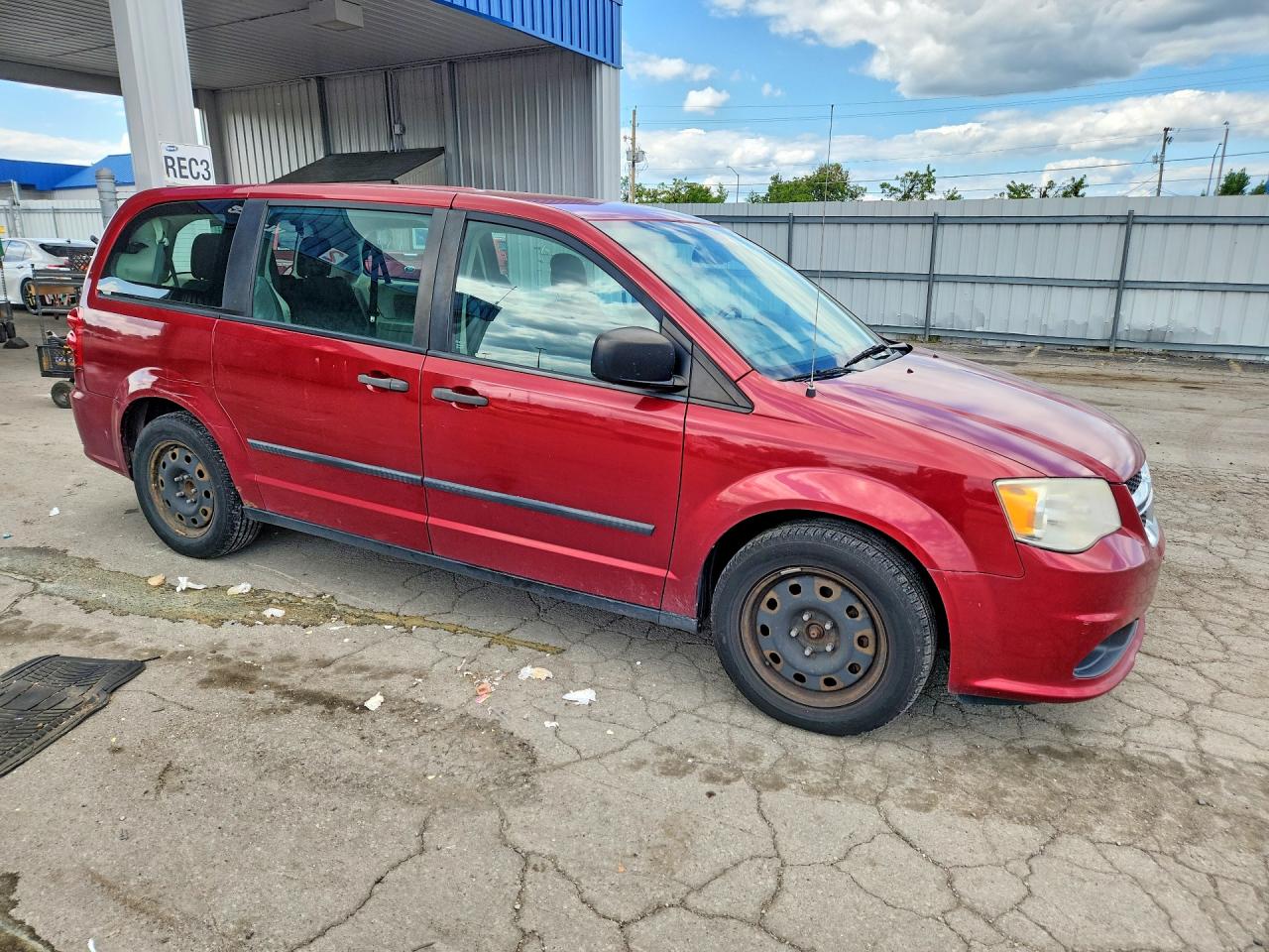 2014 Dodge Grand Caravan Se Maroon vin: 2C4RDGBG7ER420771