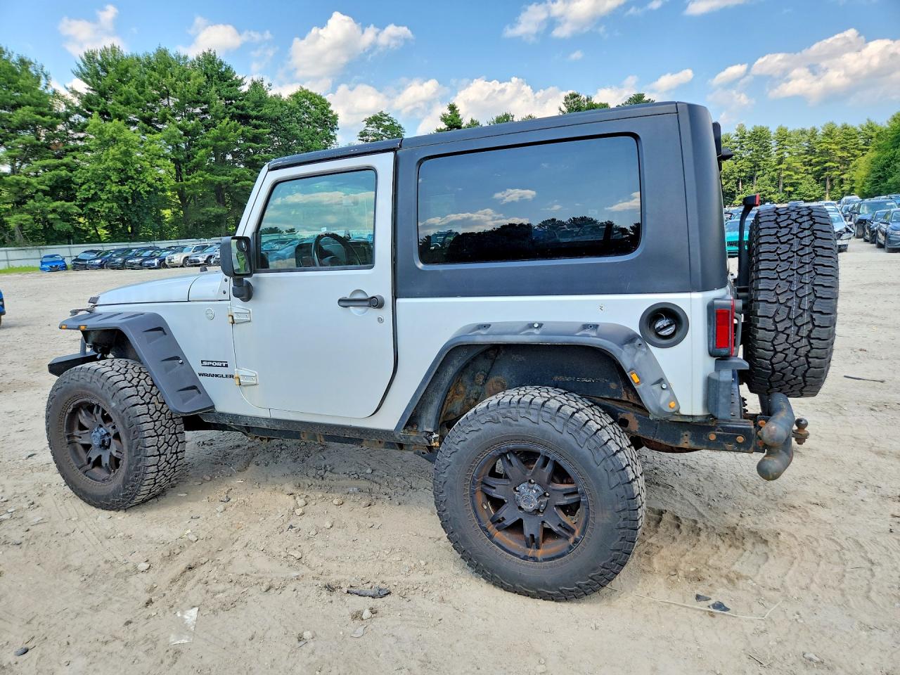 2010 Jeep Wrangler Sport Серебряный vin: 1J4AA2D16AL229826