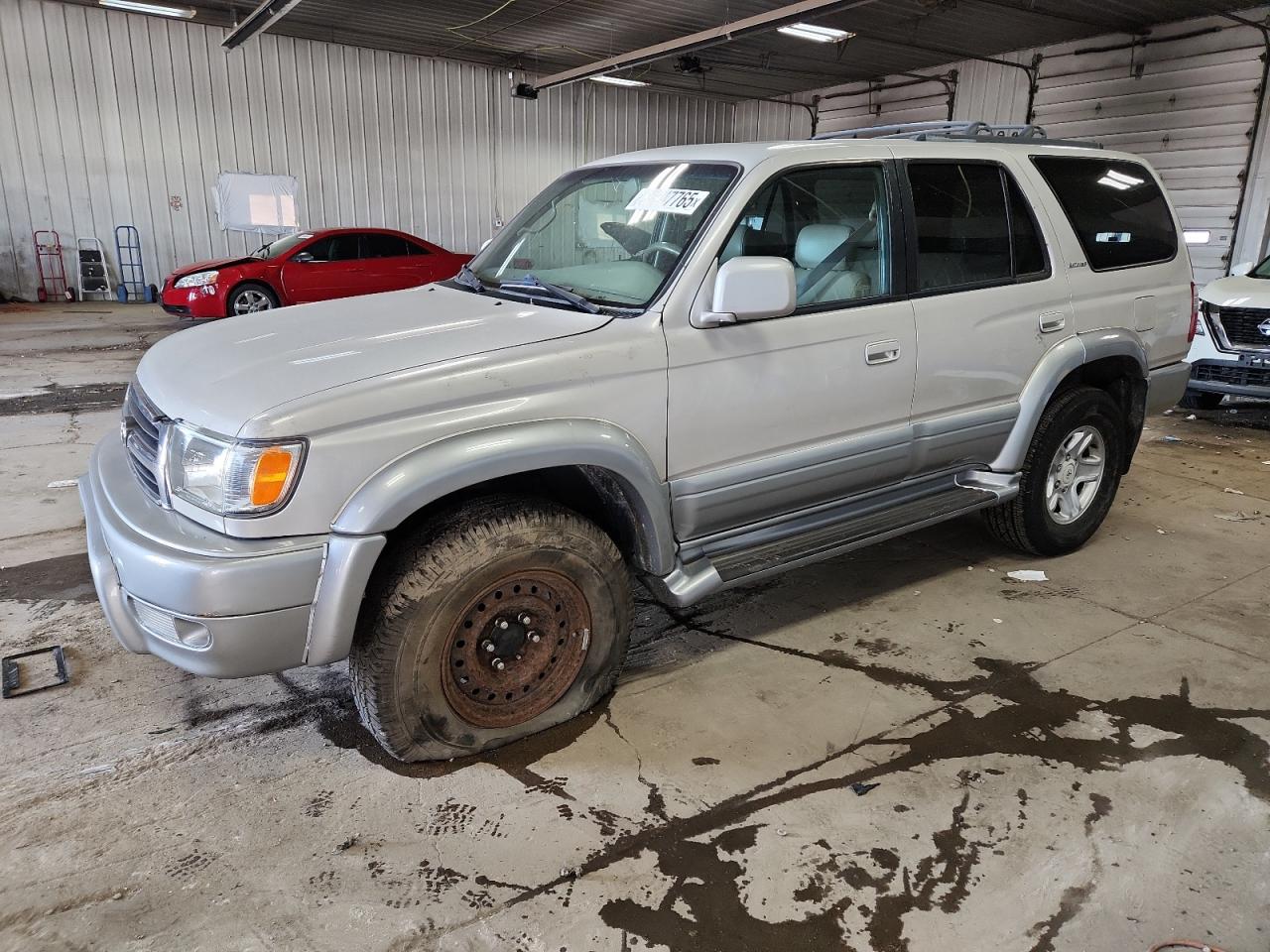 1999 Toyota 4runner Limited Серебряный vin: JT3HN87R1X0252023