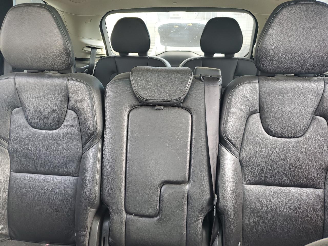 2018 Volvo Xc90 T6 Серебряный vin: YV4A22PK5J1202021