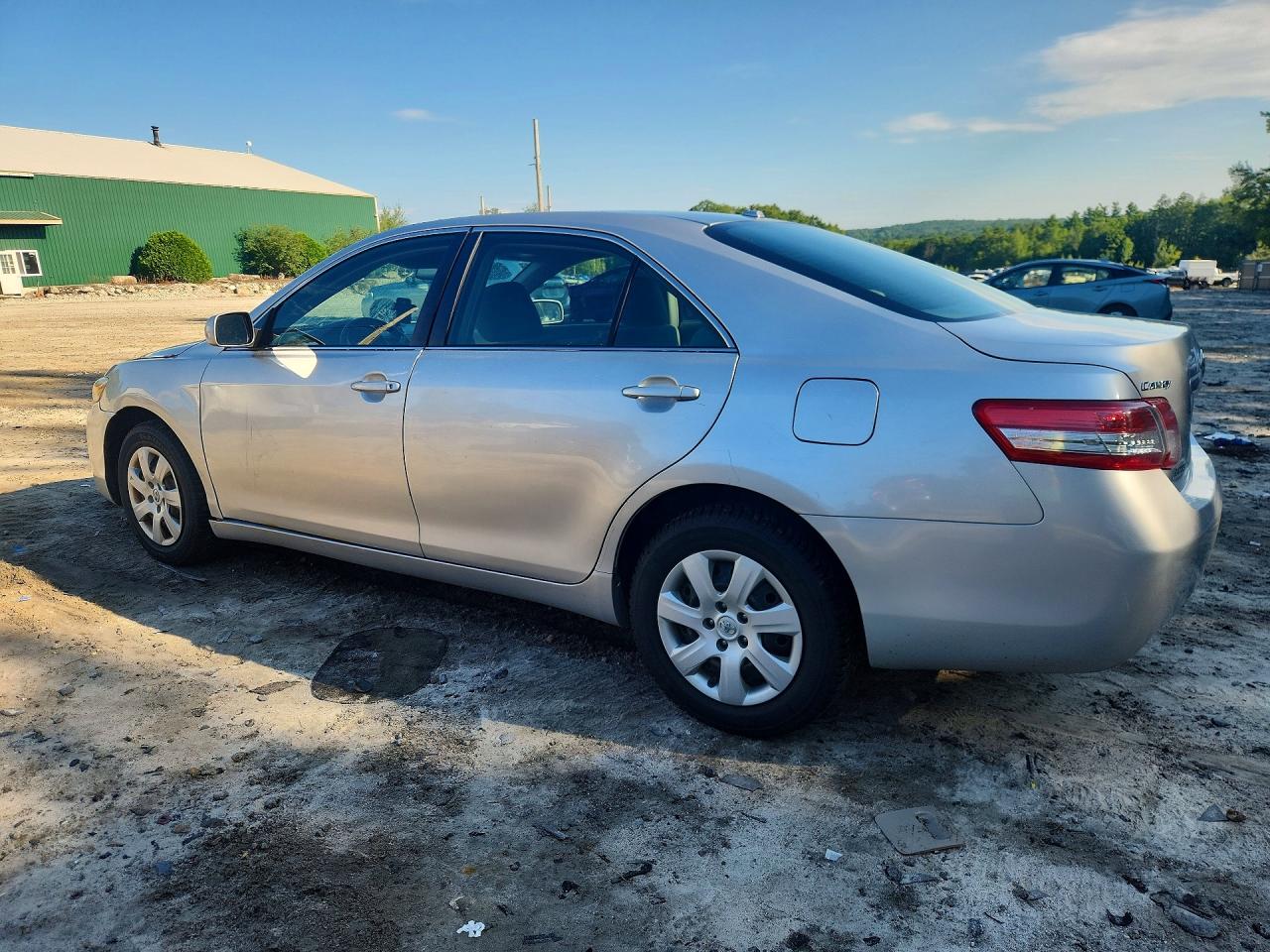 2011 Toyota Camry Le Silver vin: 4T4BF3EKXBR100543