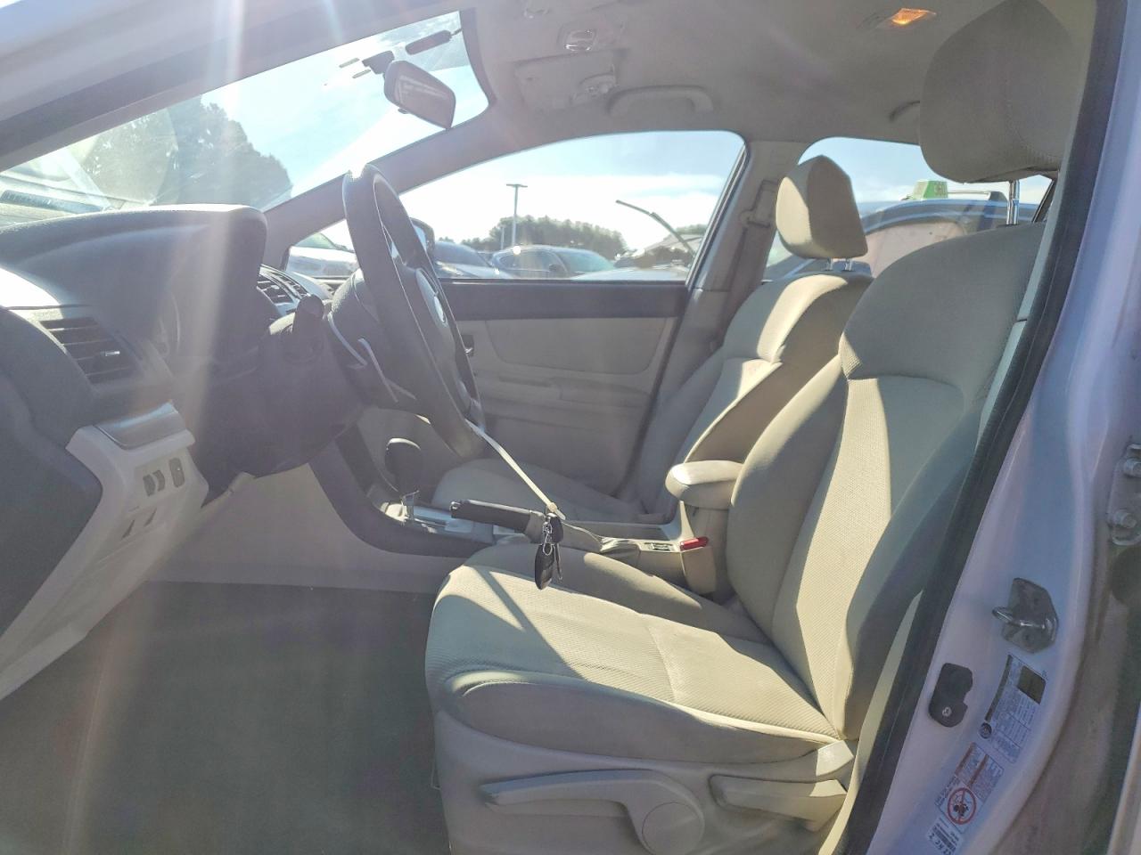 2014 Subaru Impreza Premium White vin: JF1GJAC69EH013670