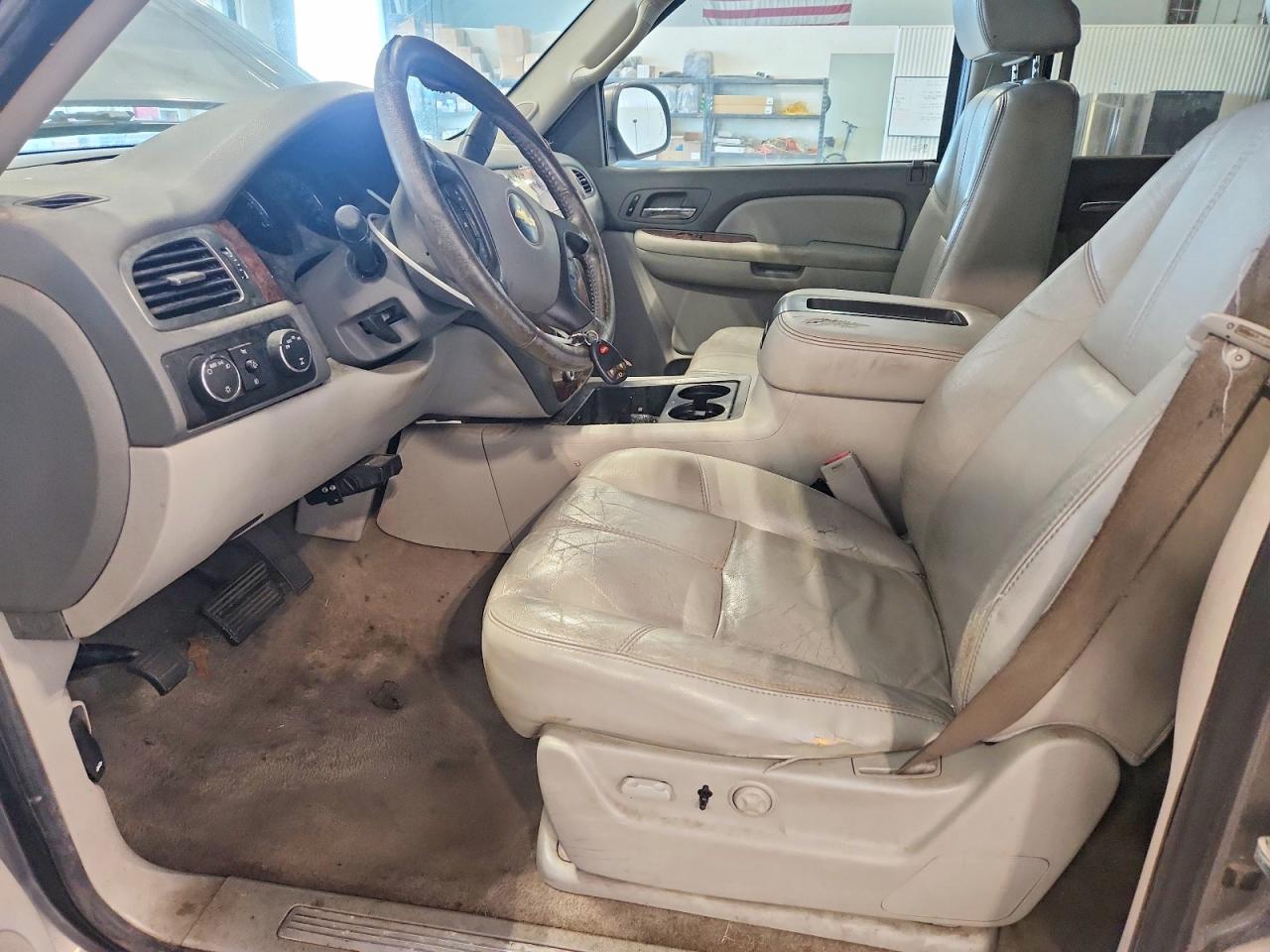 2007 Chevrolet Avalanche K1500 Tan vin: 3GNFK123X7G115137