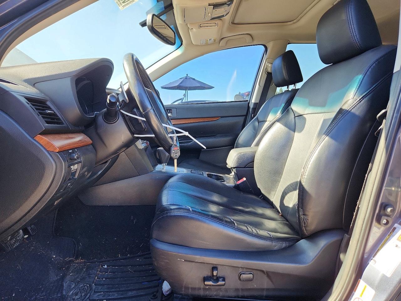 2014 Subaru Outback 2.5i Limited Gray vin: 4S4BRBMCXE3260289