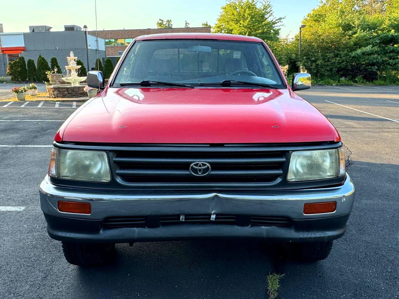 1998 Toyota T100 Sr5 Red vin: JT4UN24D5W0054589