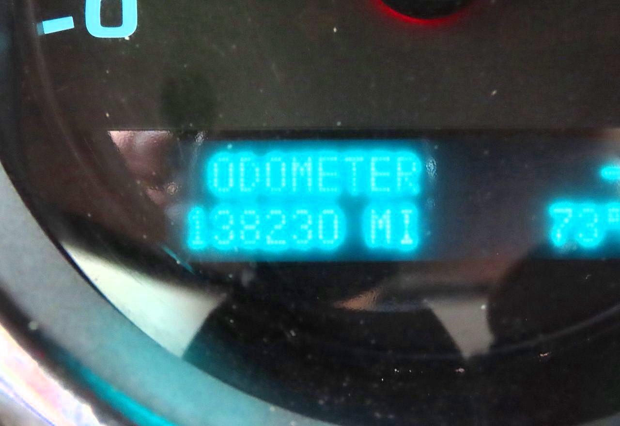2011 Gmc Sierra K2500 Sle Белый vin: 1GT220CG9BZ350933