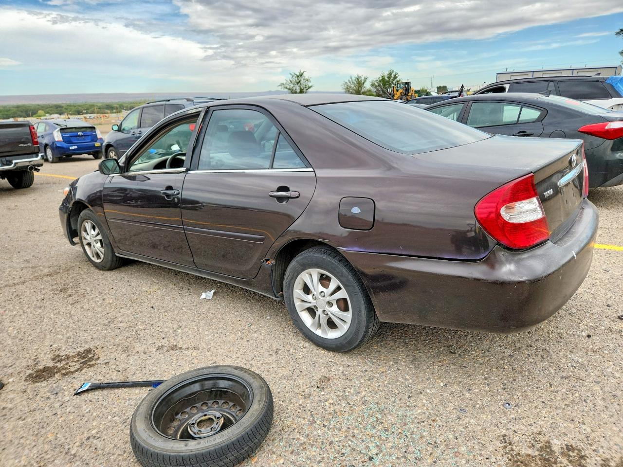 2003 Toyota Camry Le Maroon vin: 4T1BE32K53U766423