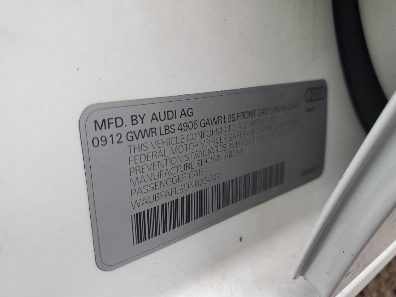 2013 Audi A4 Premium White vin: WAUBFAFL5DN023407