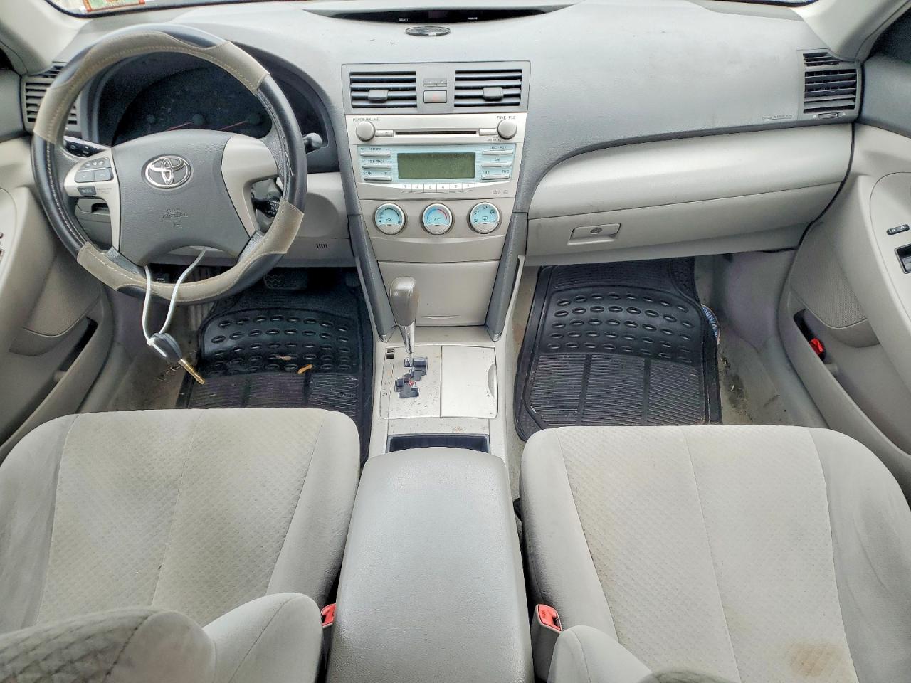 2009 Toyota Camry Le White vin: 4T4BE46K19R136056