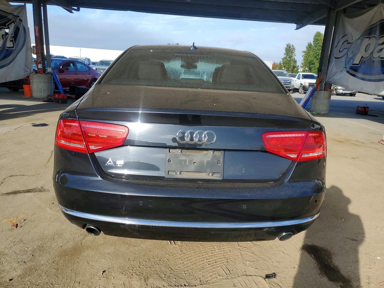 2013 Audi A8 Quattro Black vin: WAUAGAFD7DN018727