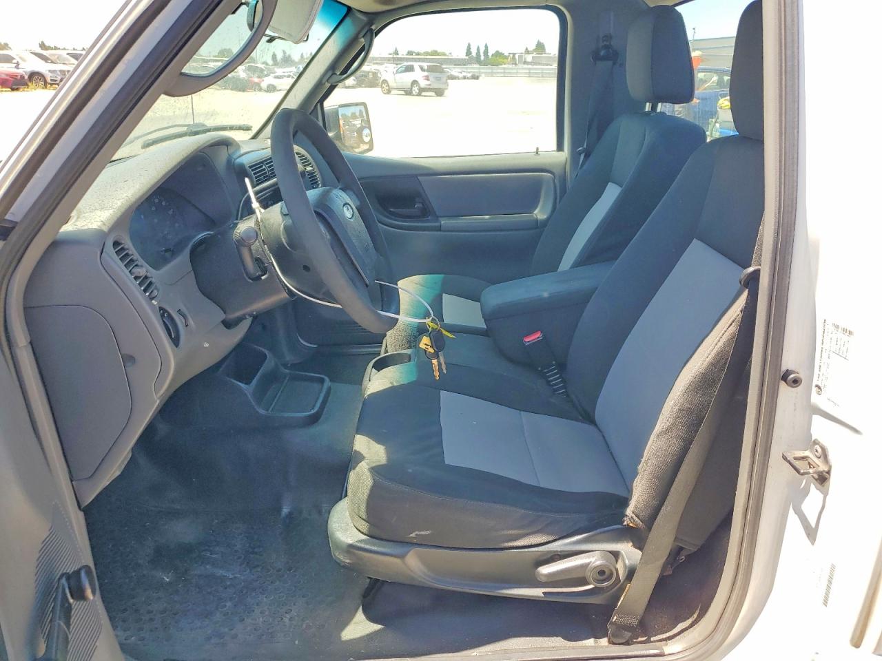 2011 Ford Ranger Белый vin: 1FTKR1AD3BPA39004