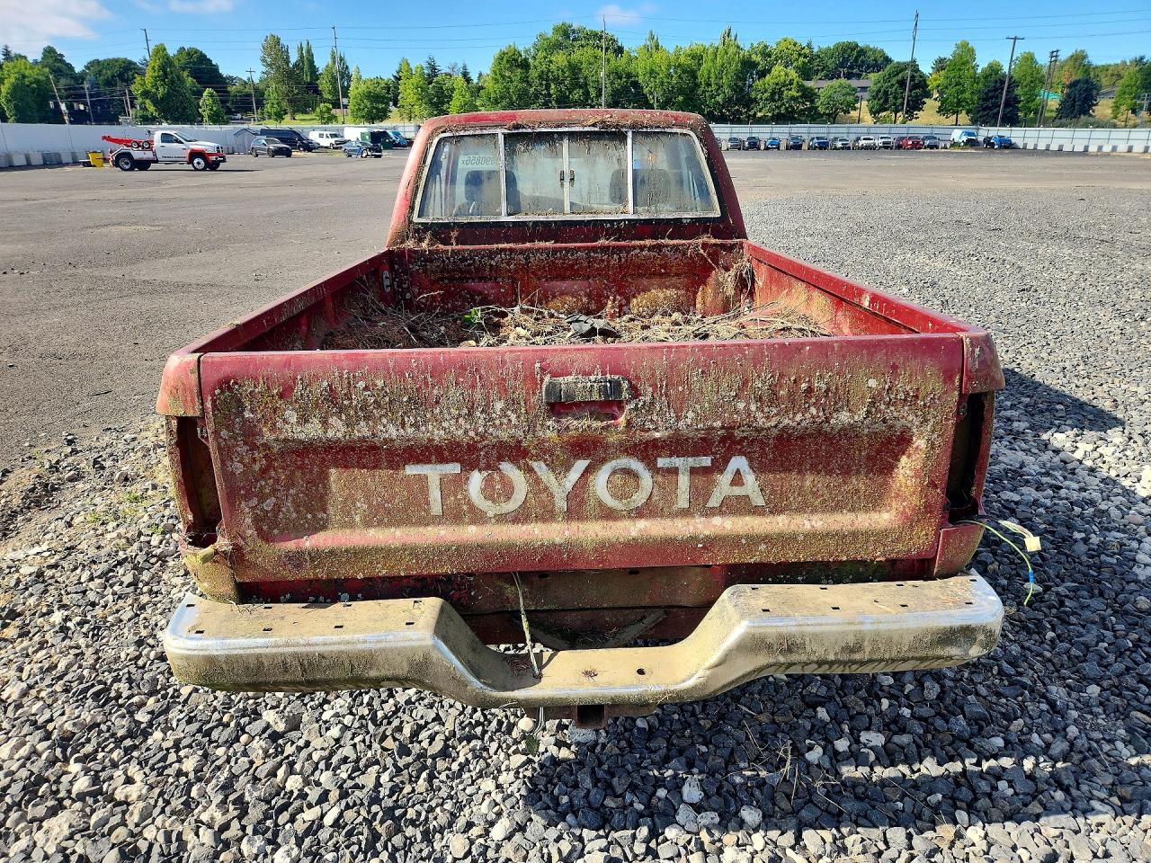 1992 Toyota Pickup Burgundy vin: JT4RN93PXN5049349