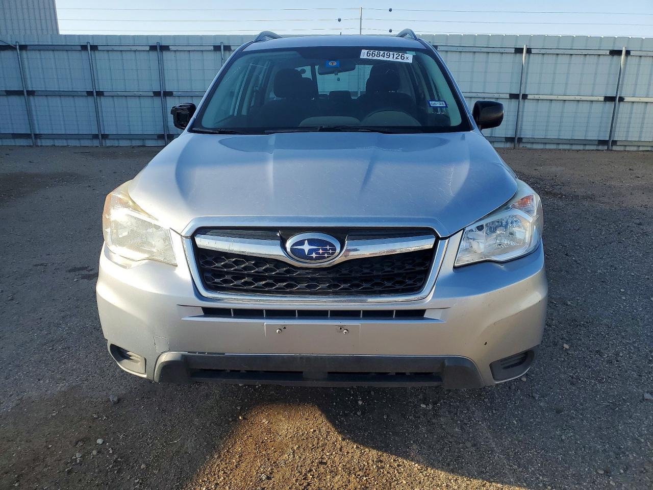 2015 Subaru Forester 2.5i Gray vin: JF2SJABC8FH812502