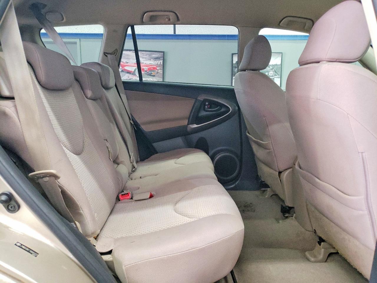 2007 Toyota Rav4 Base Gold vin: JTMBD33V176041072