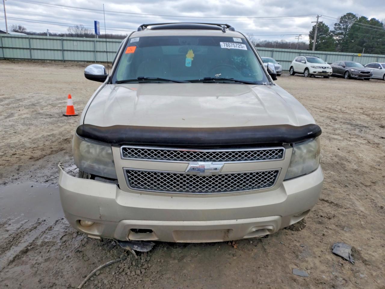 2007 Chevrolet Avalanche K1500 Желто-коричневый vin: 3GNFK12327G272614