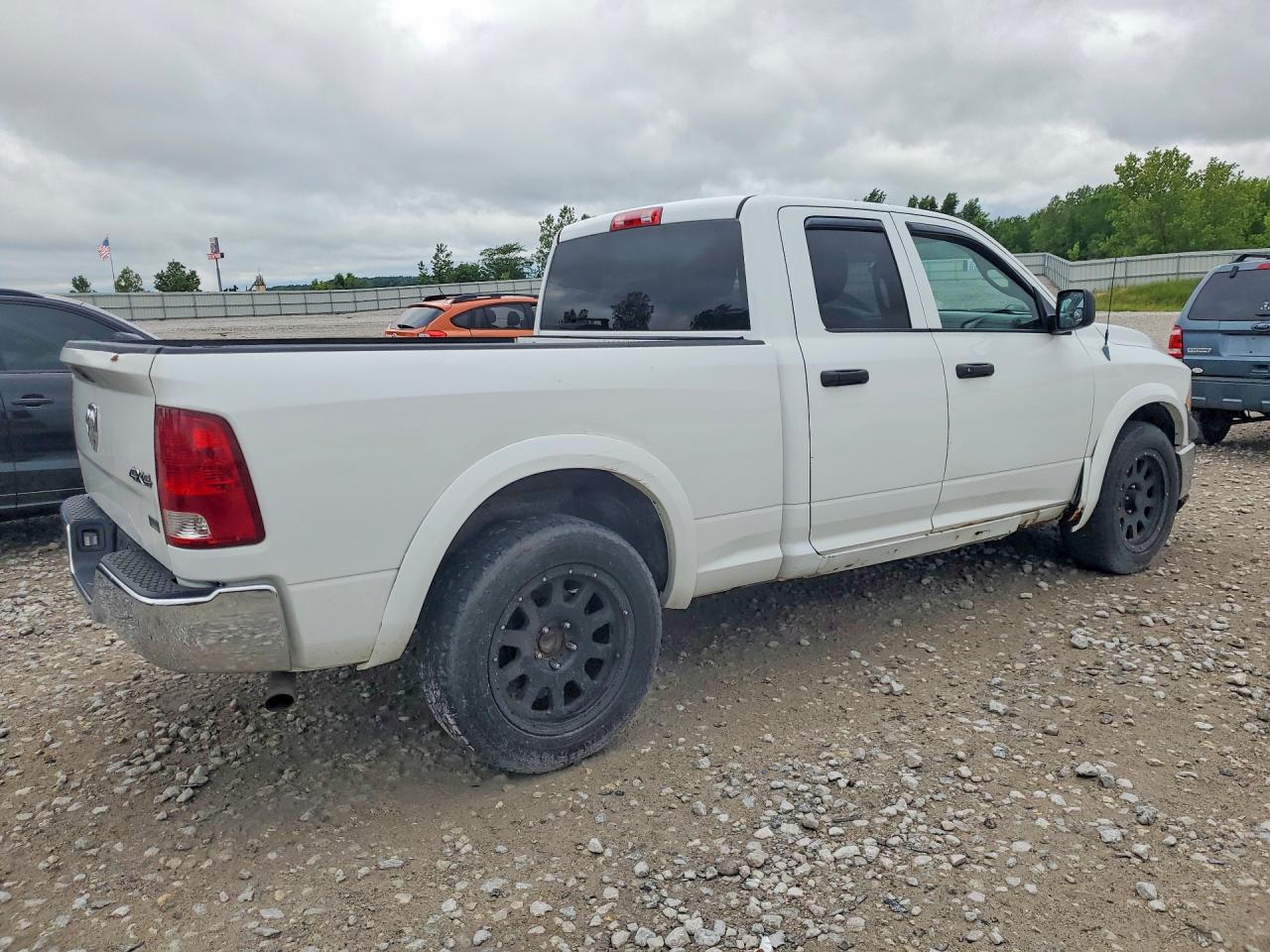 2011 Dodge Ram 1500 White vin: 1D7RV1GP6BS686236