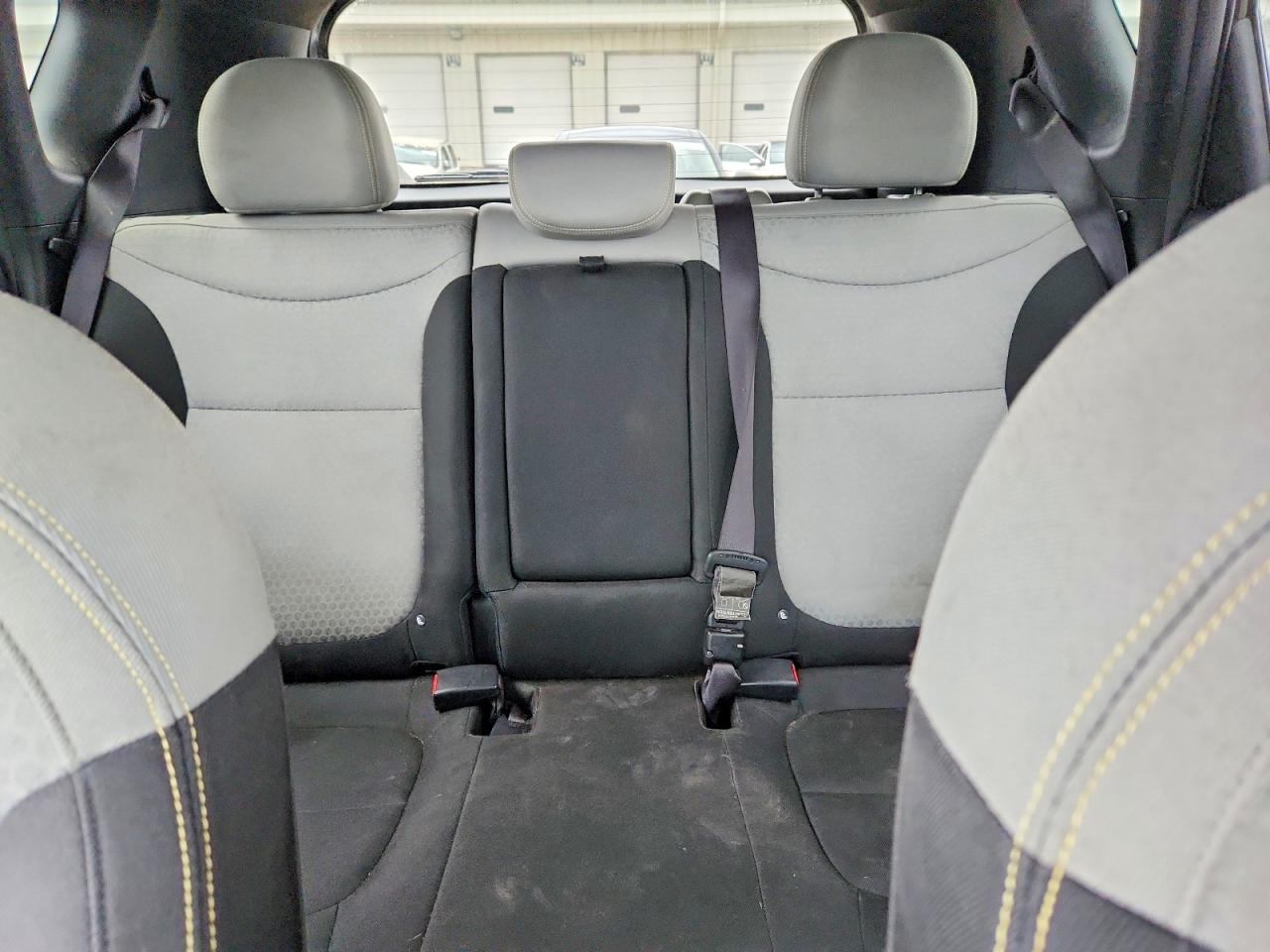 2014 Kia Soul + Black vin: KNDJP3A57E7024368