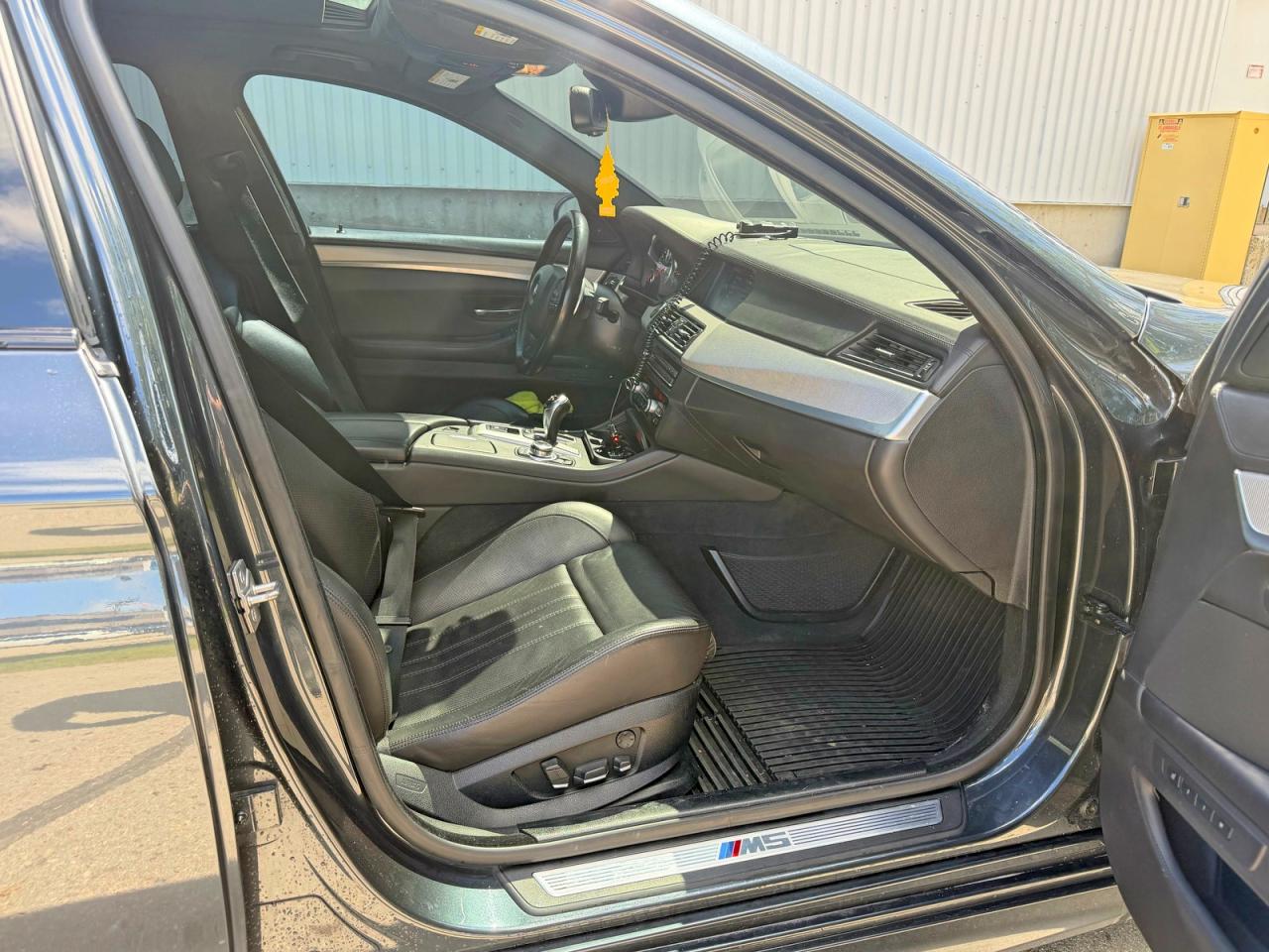 2012 Bmw M5 Gray vin: WBSFV9C57CC772384