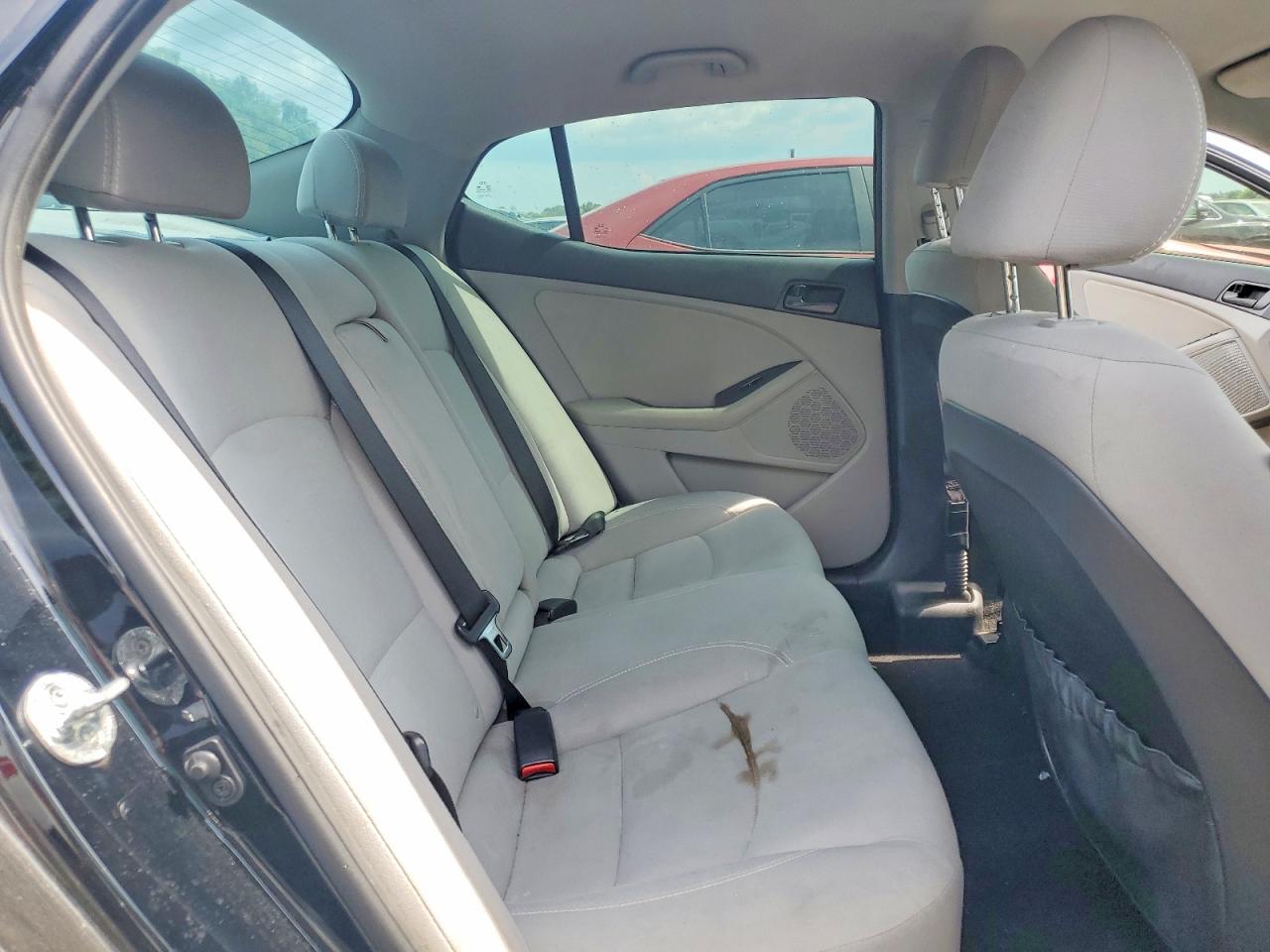 2015 Kia Optima Lx Черный vin: 5XXGM4A79FG448055