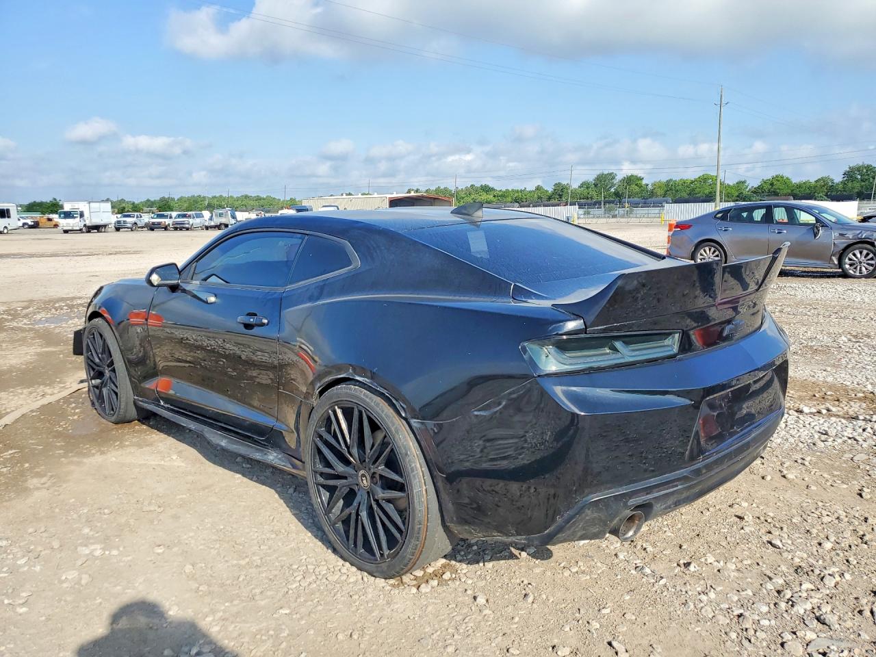 2017 Chevrolet Camaro Lt Black vin: 1G1FB1RS9H0132306