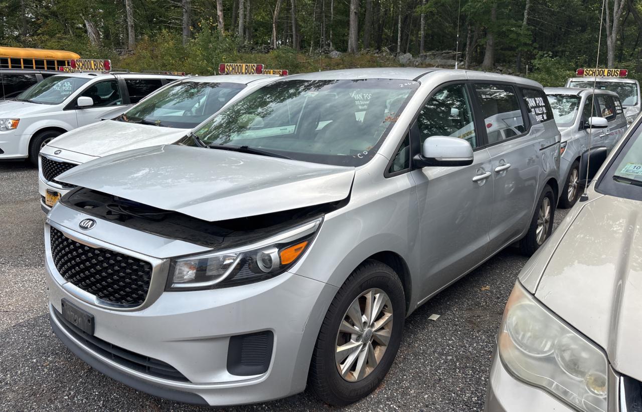 2018 Kia Sedona L Серебряный vin: KNDMA5C11J6400714