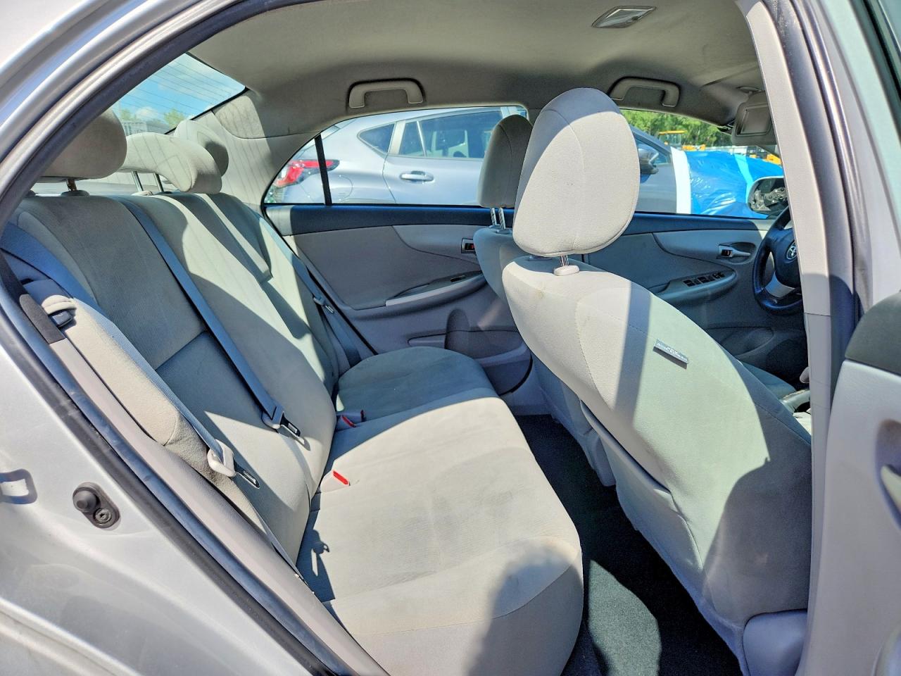 2013 Toyota Corolla Le Silver vin: 2T1BU4EEXDC097342