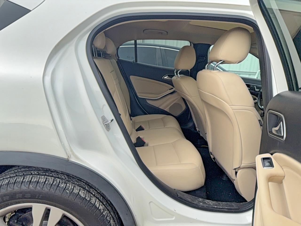 2019 Mercedes-benz Gla 250 4matic Белый vin: WDCTG4GB6KJ590820