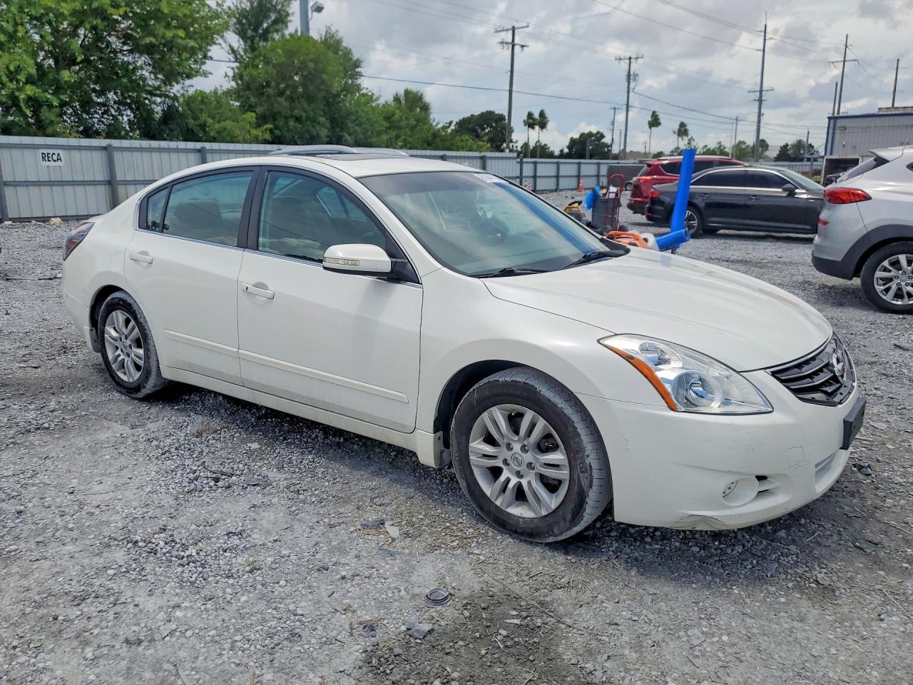 2010 Nissan Altima 2.5 Белый vin: 1N4AL2AP4AN403671