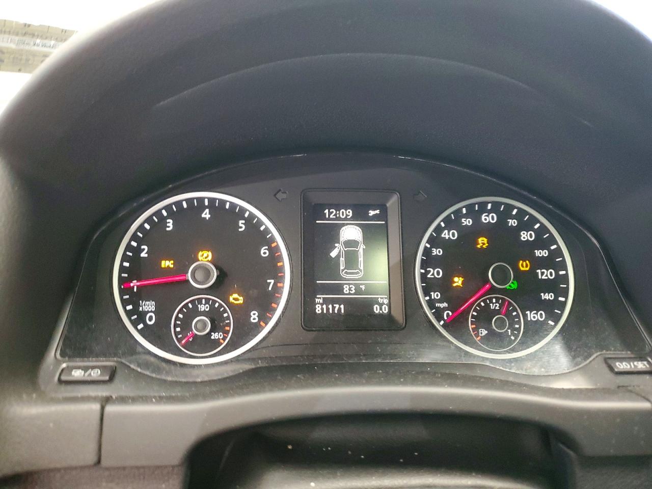 2013 Volkswagen Tiguan S Silver vin: WVGBV3AX2DW578185