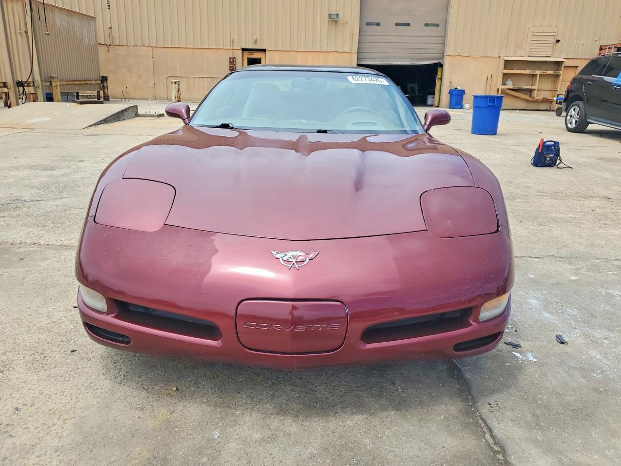 2003 Chevrolet Corvette Burgundy vin: 1G1YY22G635128535