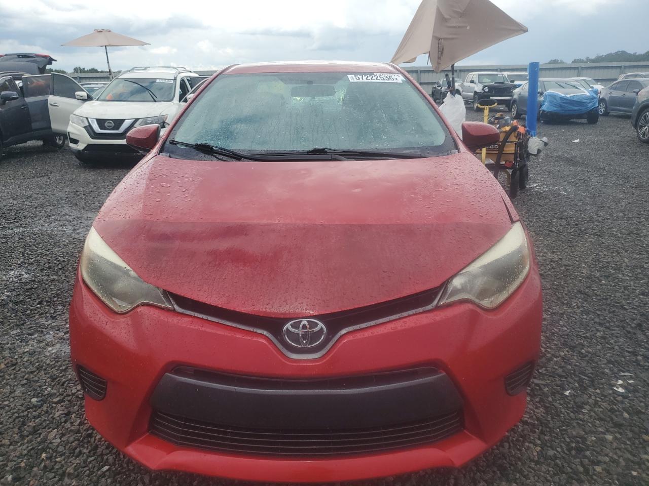 2015 Toyota Corolla Le Red vin: 5YFBURHE7FP257804